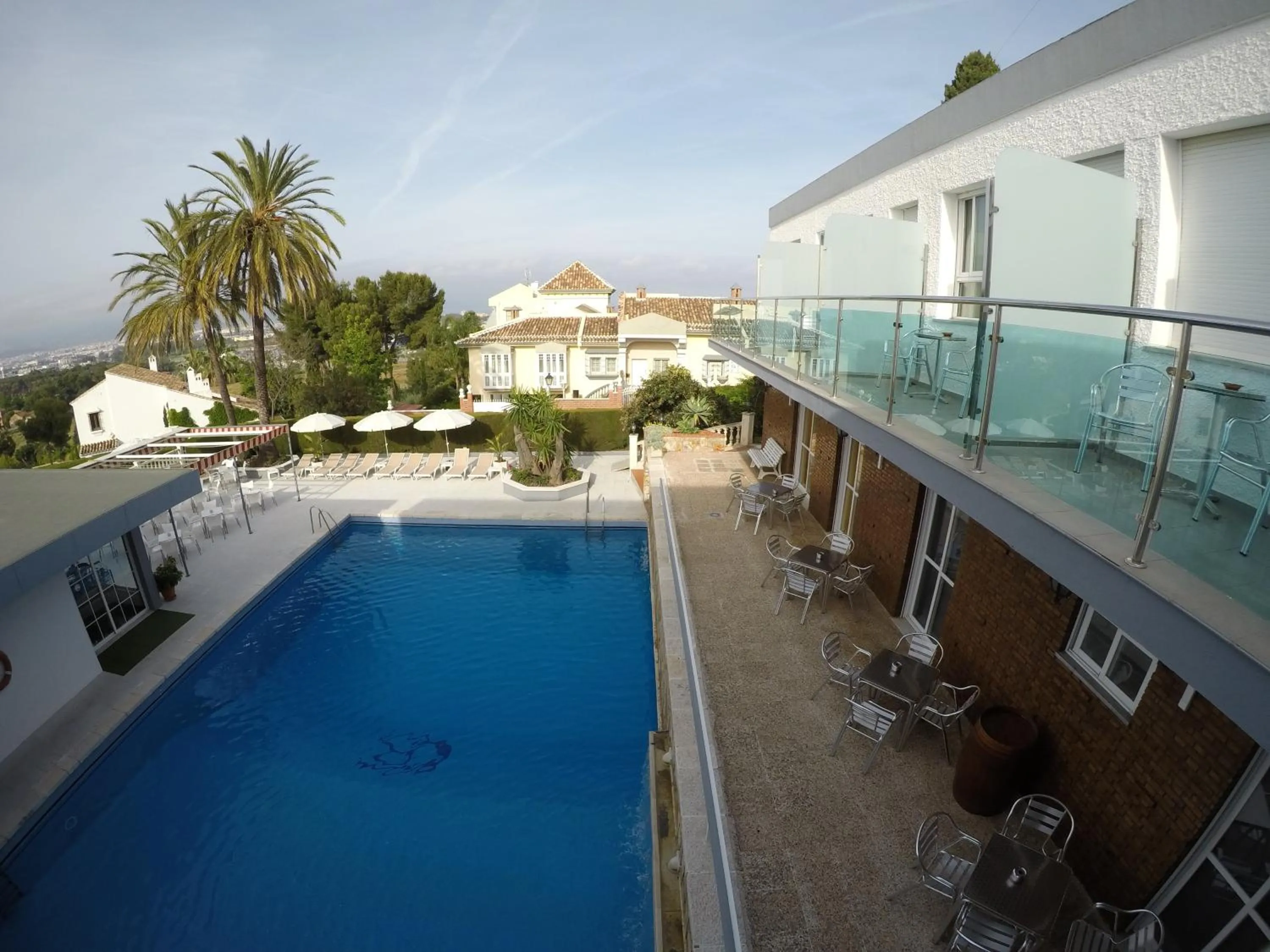 Swimming pool in Hotel Complejo Los Rosales