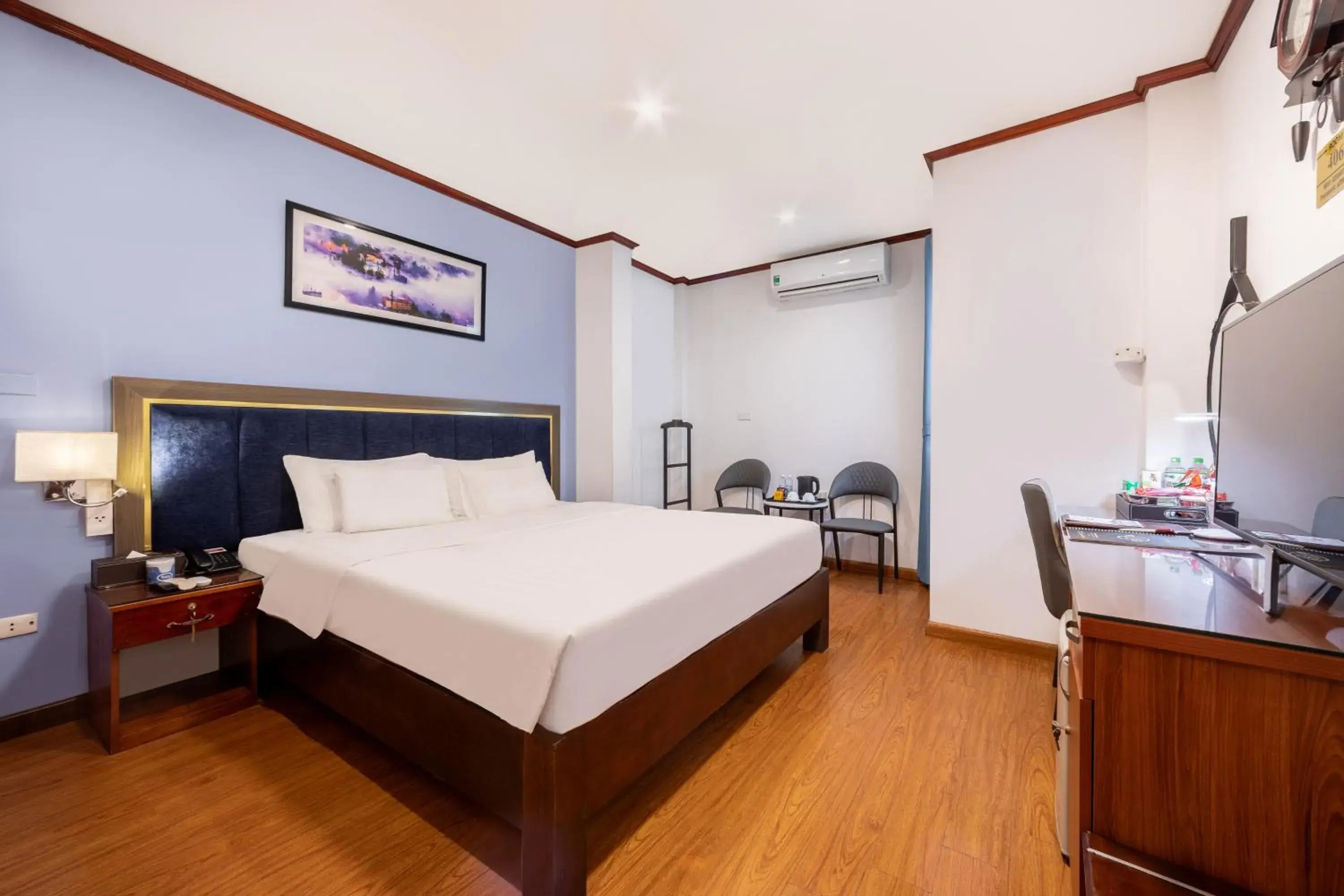 Photo of the whole room, Bed in A25 Hotel - 26 Hàng Nón Photo of the whole room, Bed in A25 Hotel - 26 Hàng Nón