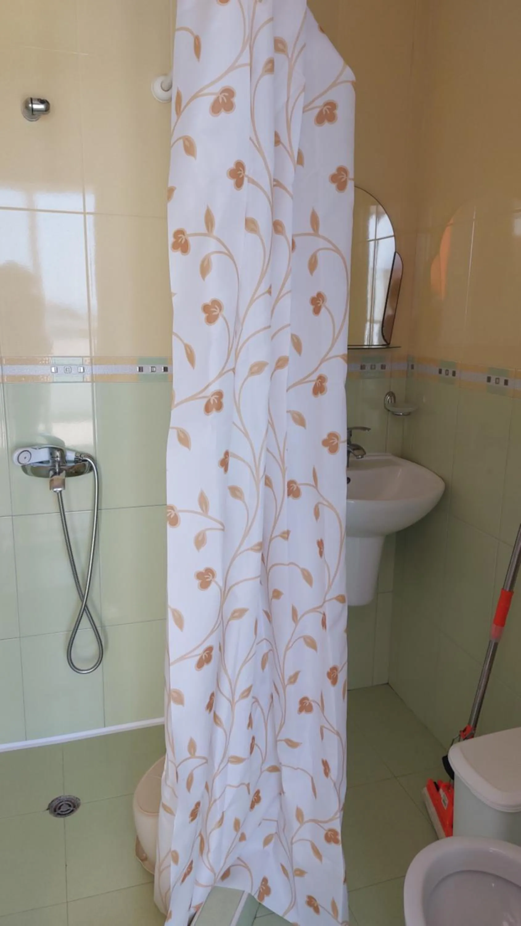 Krai Moreto Guest House