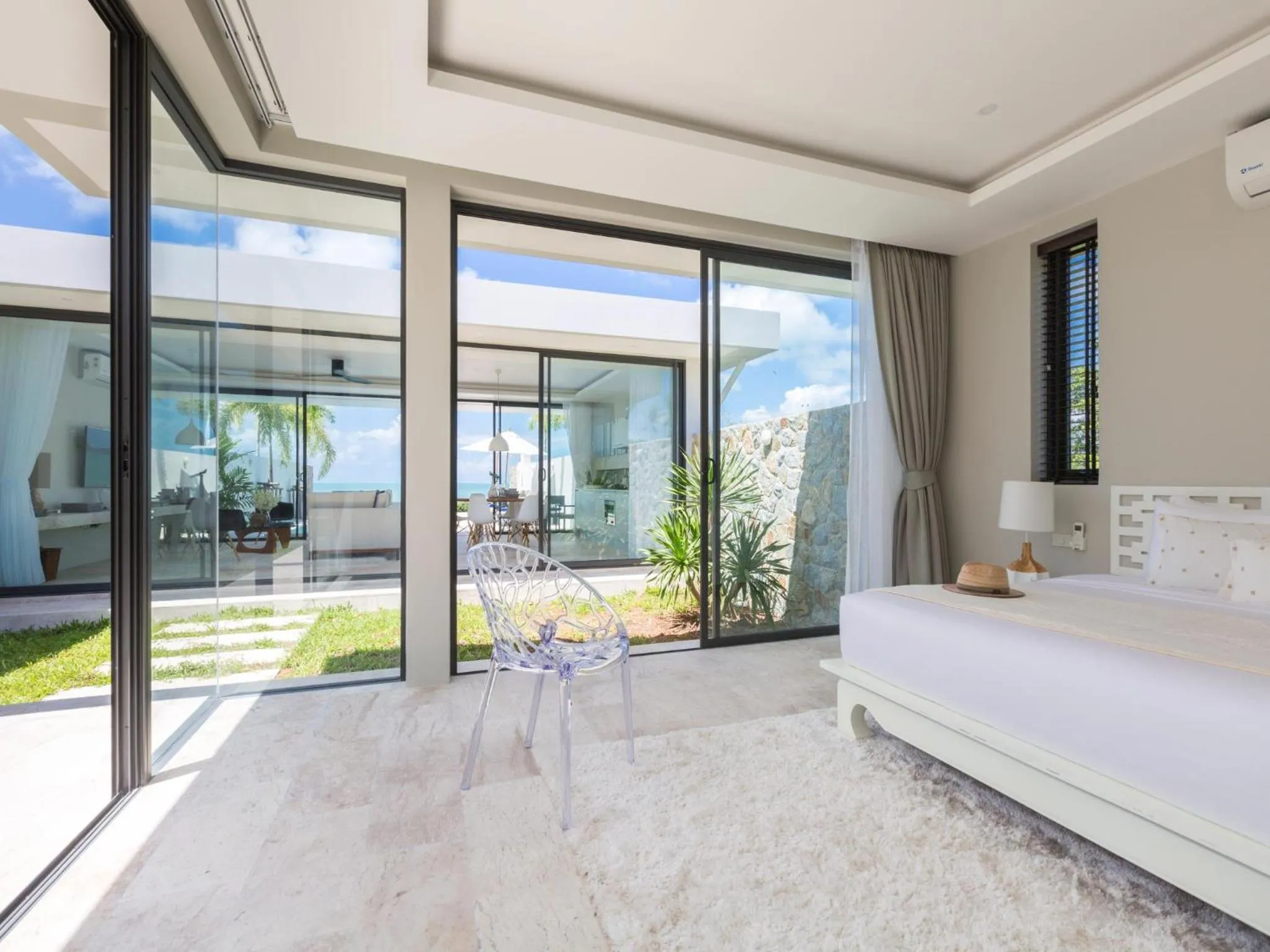 Bed in Skye Beach Koh Samui