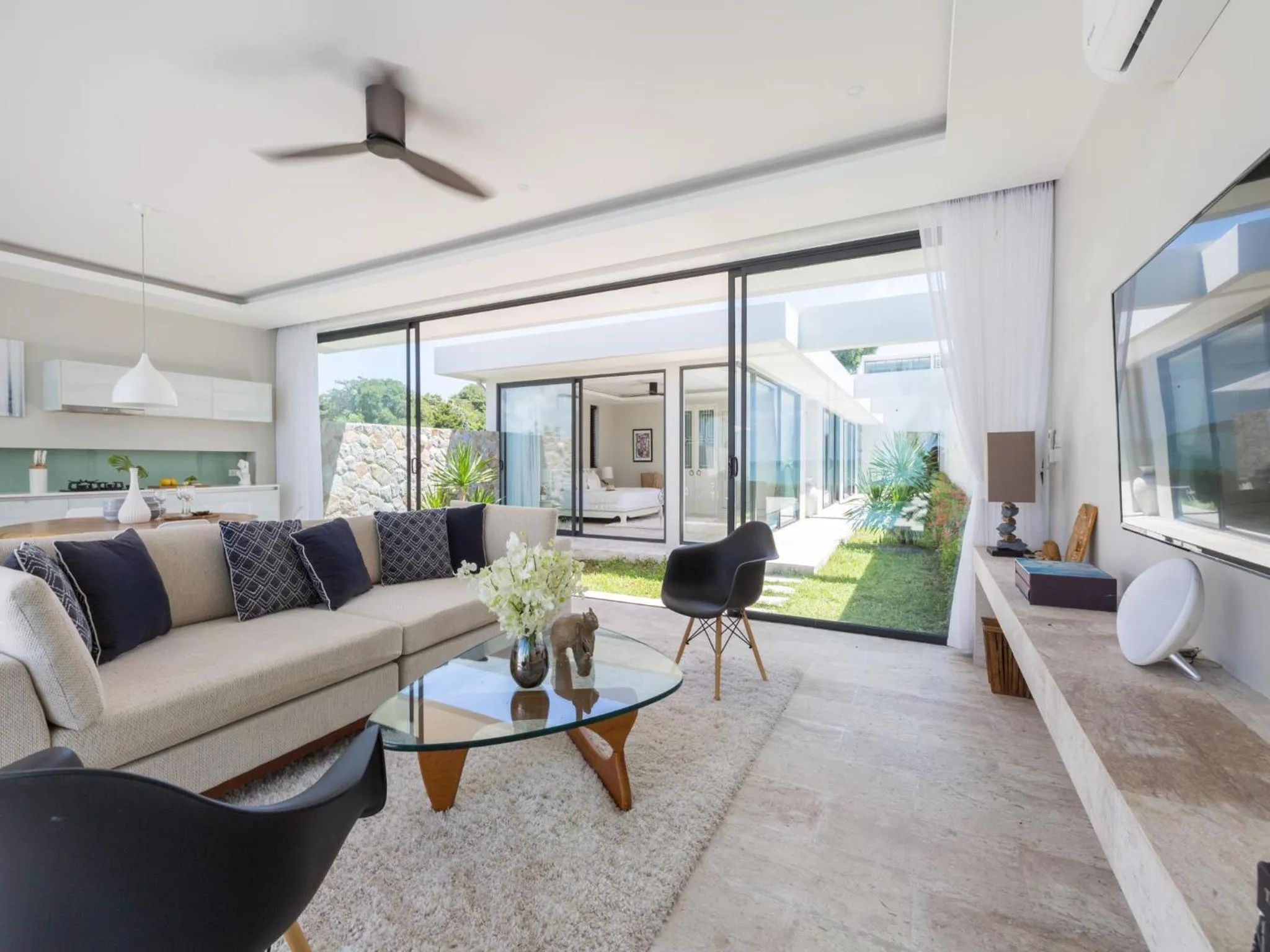 Garden in Skye Beach Koh Samui