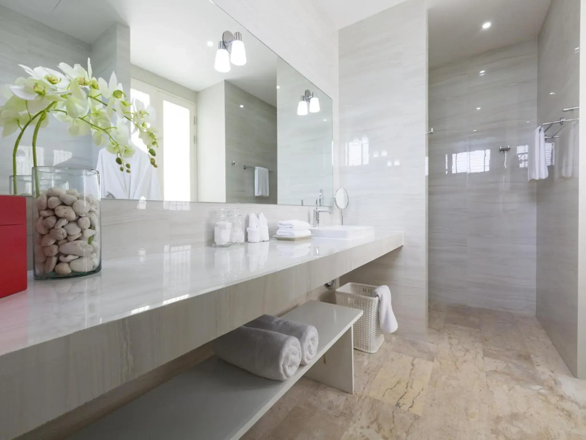 Bathroom in Skye Beach Koh Samui Bathroom in Skye Beach Koh Samui