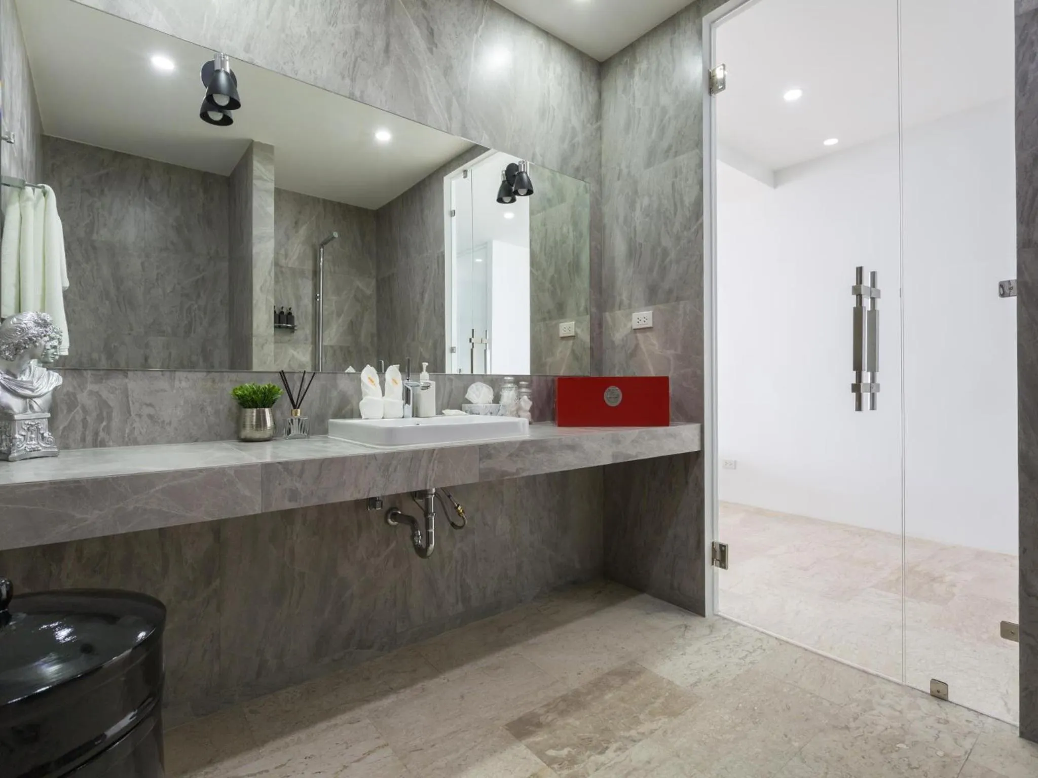 Toilet in Skye Beach Koh Samui