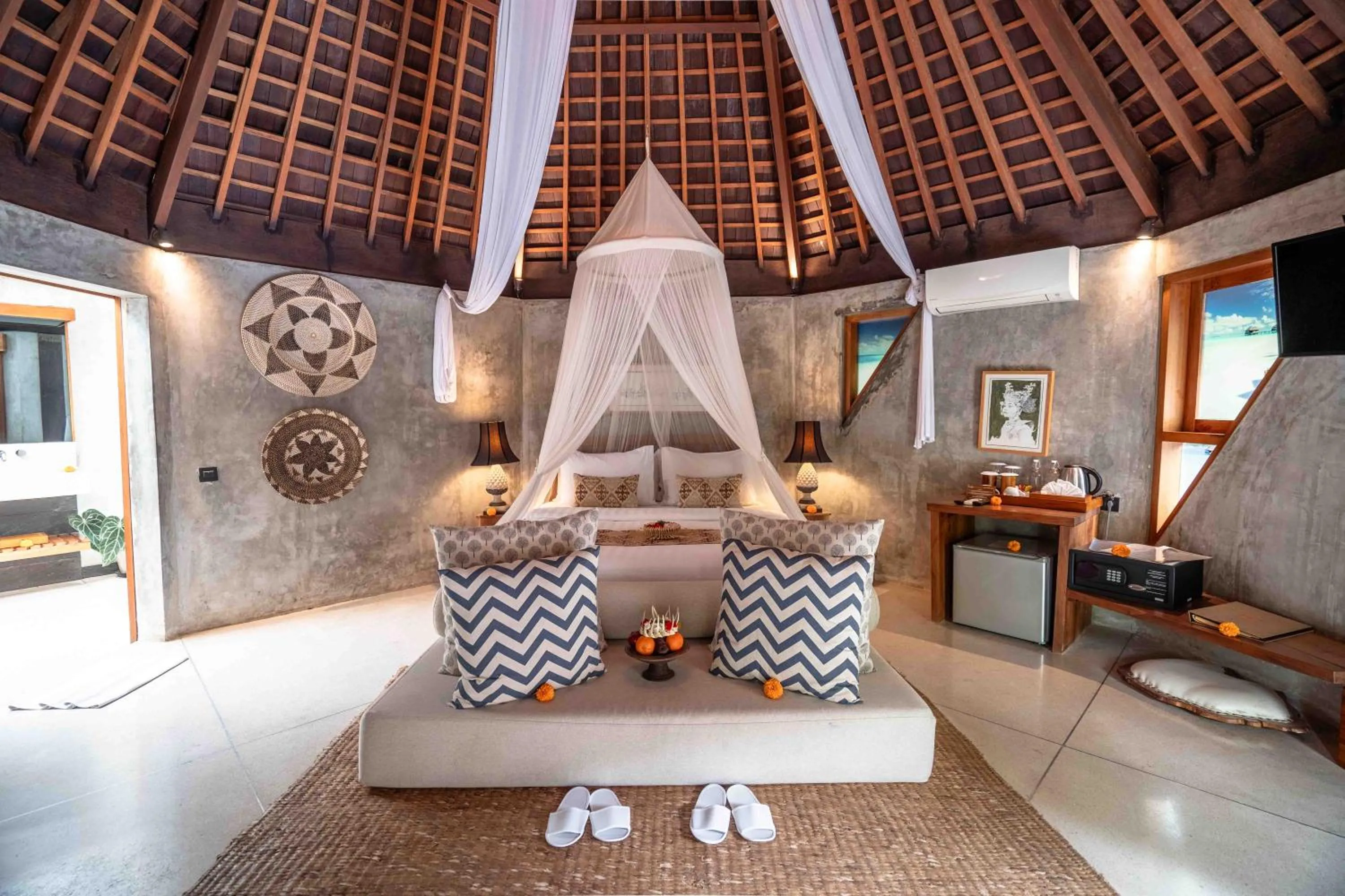 Bed in The Sender Pool Suites