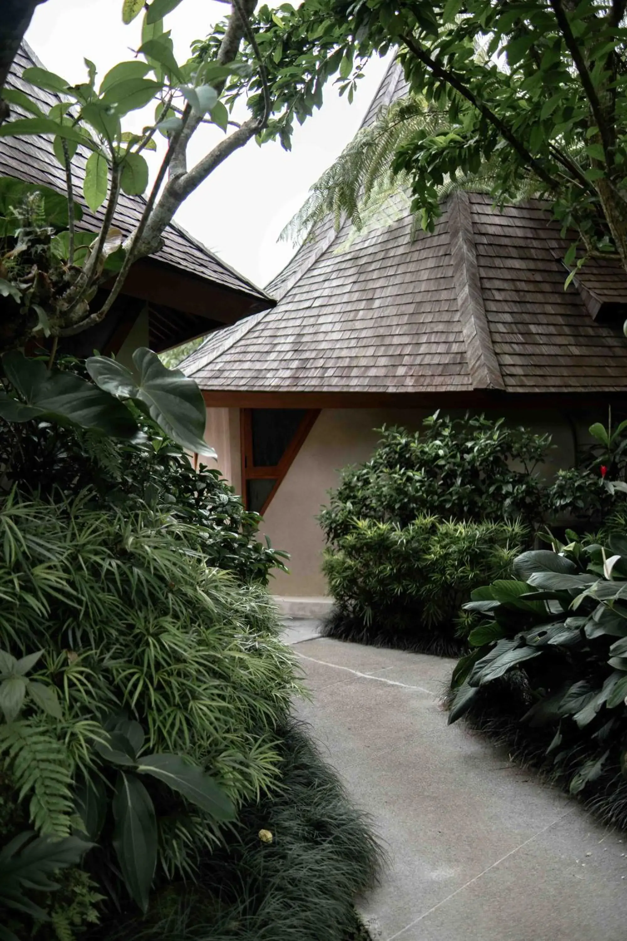 Property building in The Sender Pool Suites Property building in The Sender Pool Suites