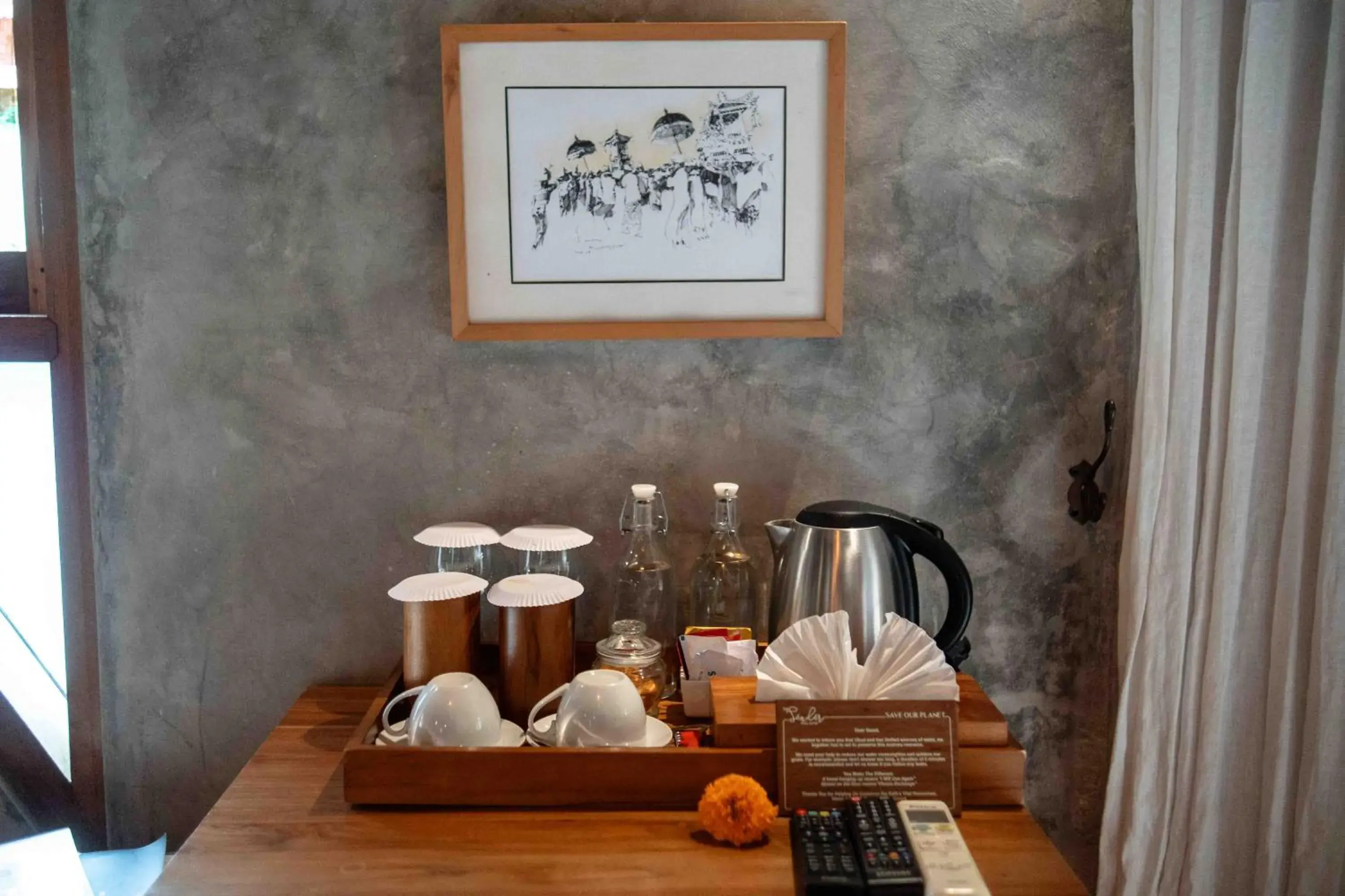 Coffee/tea facilities in The Sender Pool Suites Coffee/tea facilities in The Sender Pool Suites