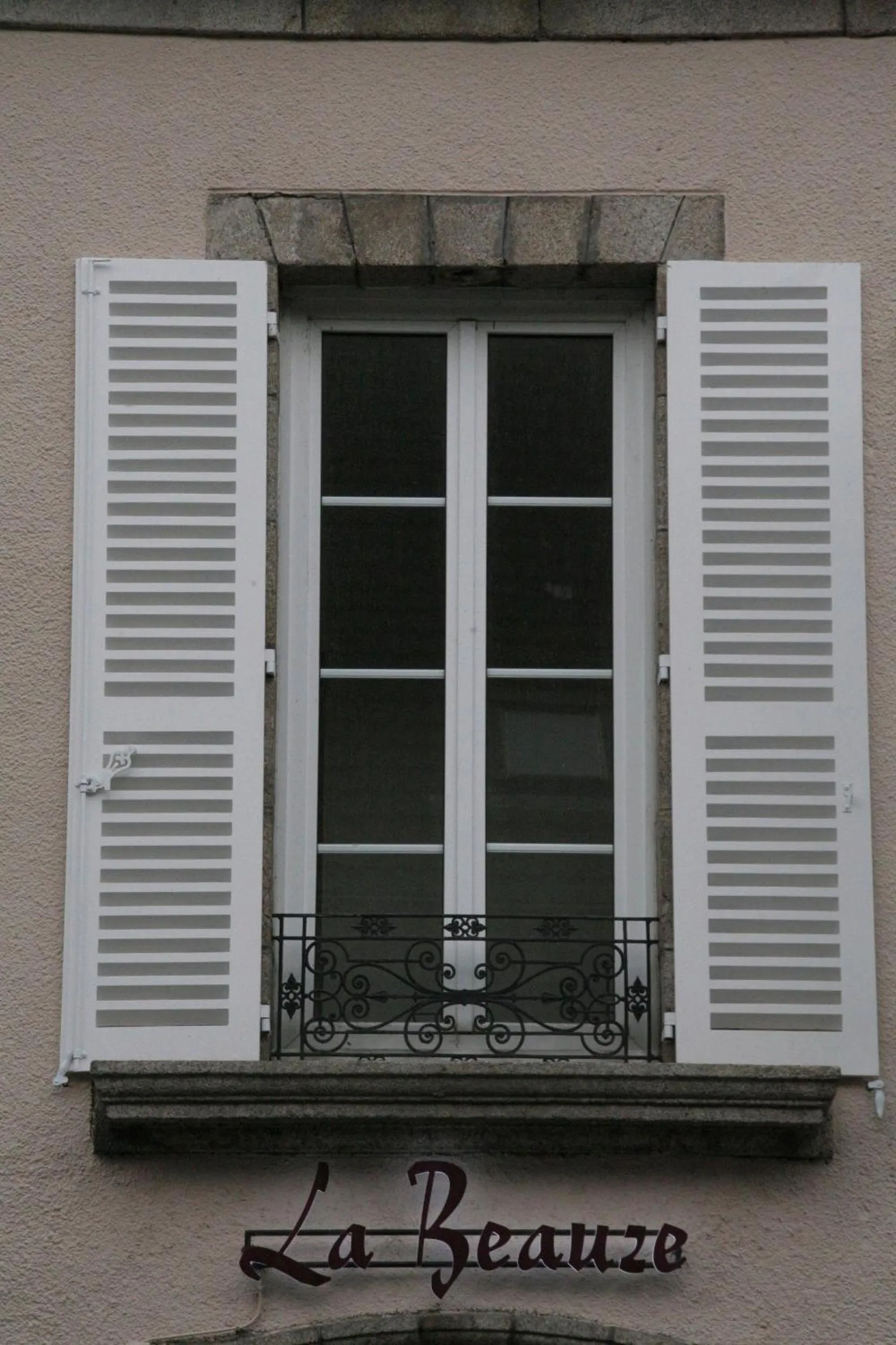Facade/entrance in Hotel La Beauze