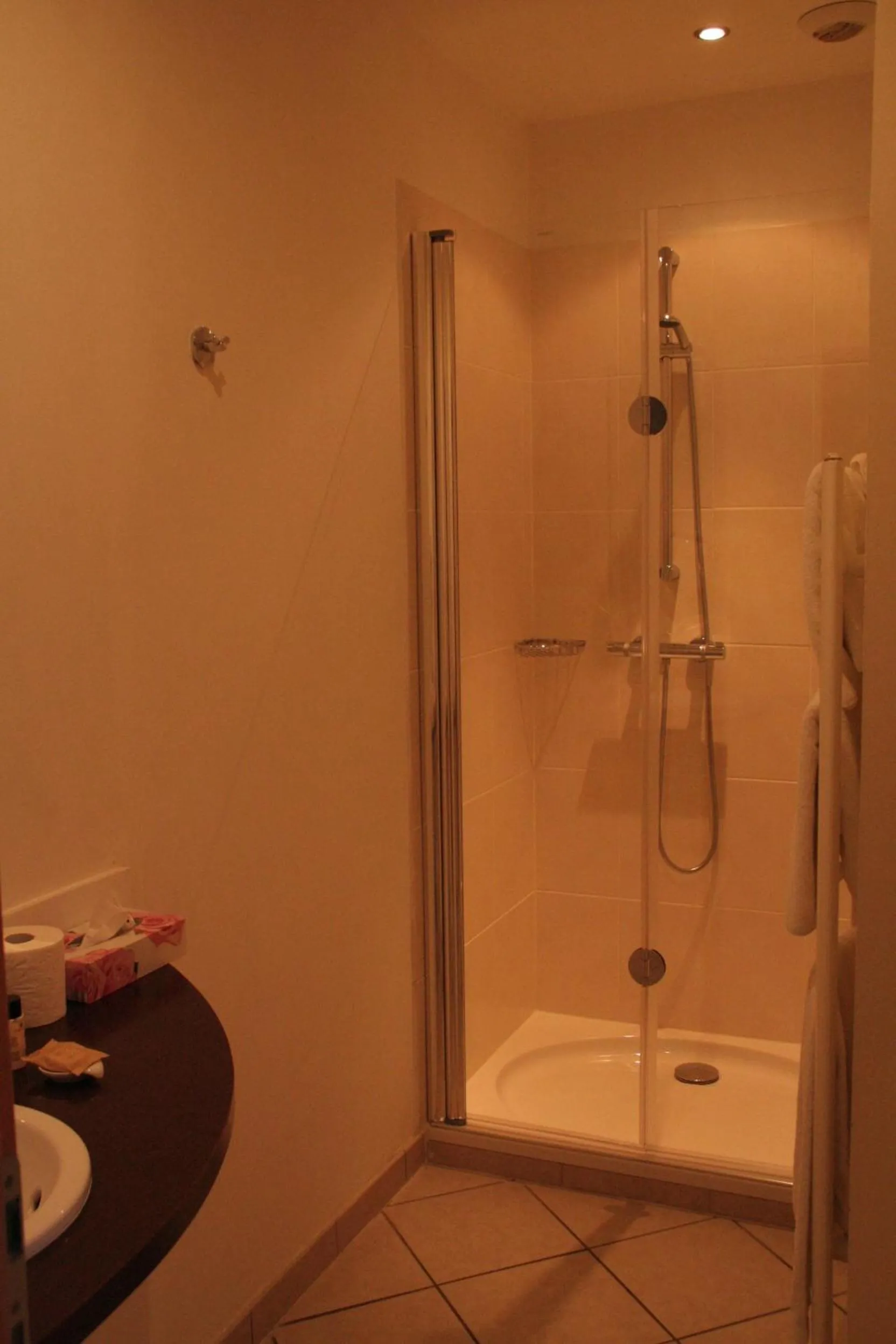 Bathroom in Hotel La Beauze