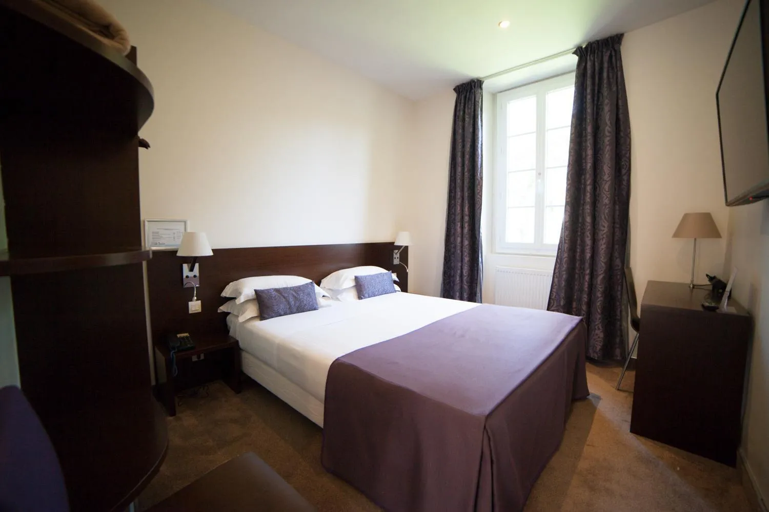 Photo of the whole room, Bed in Hotel La Beauze