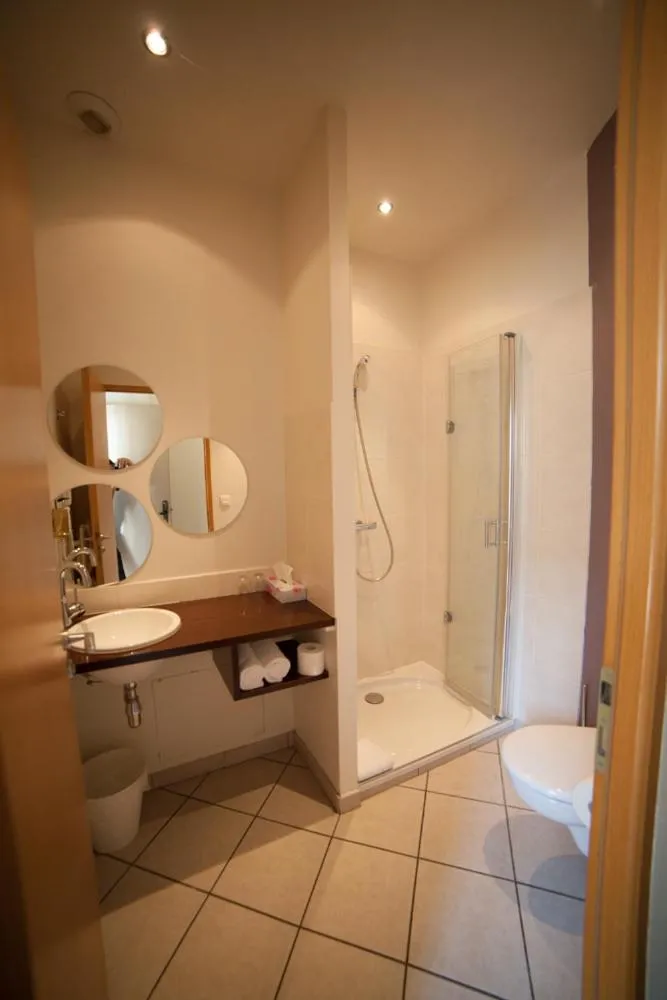 Bathroom in Hotel La Beauze