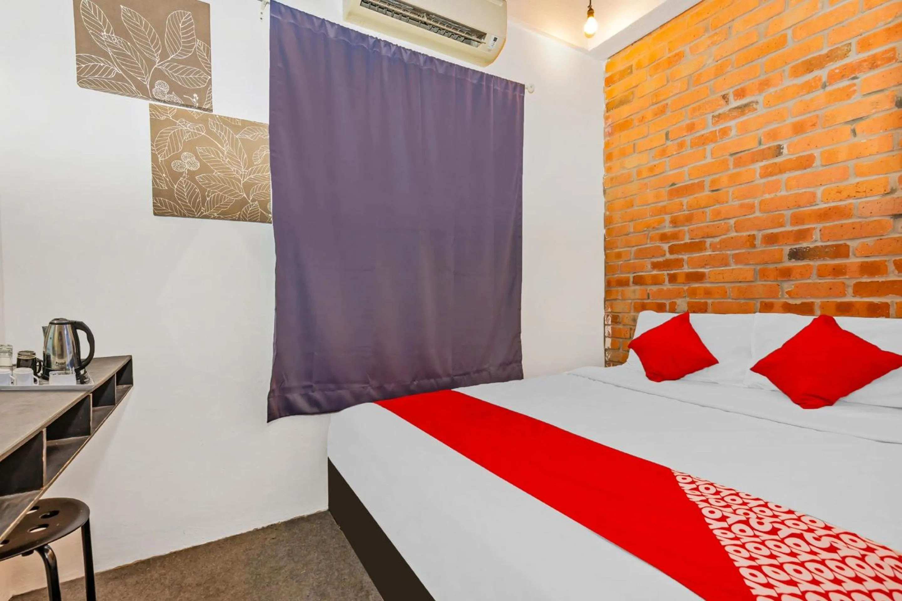 Bedroom, Bed in Hotel O Zzz Hotel