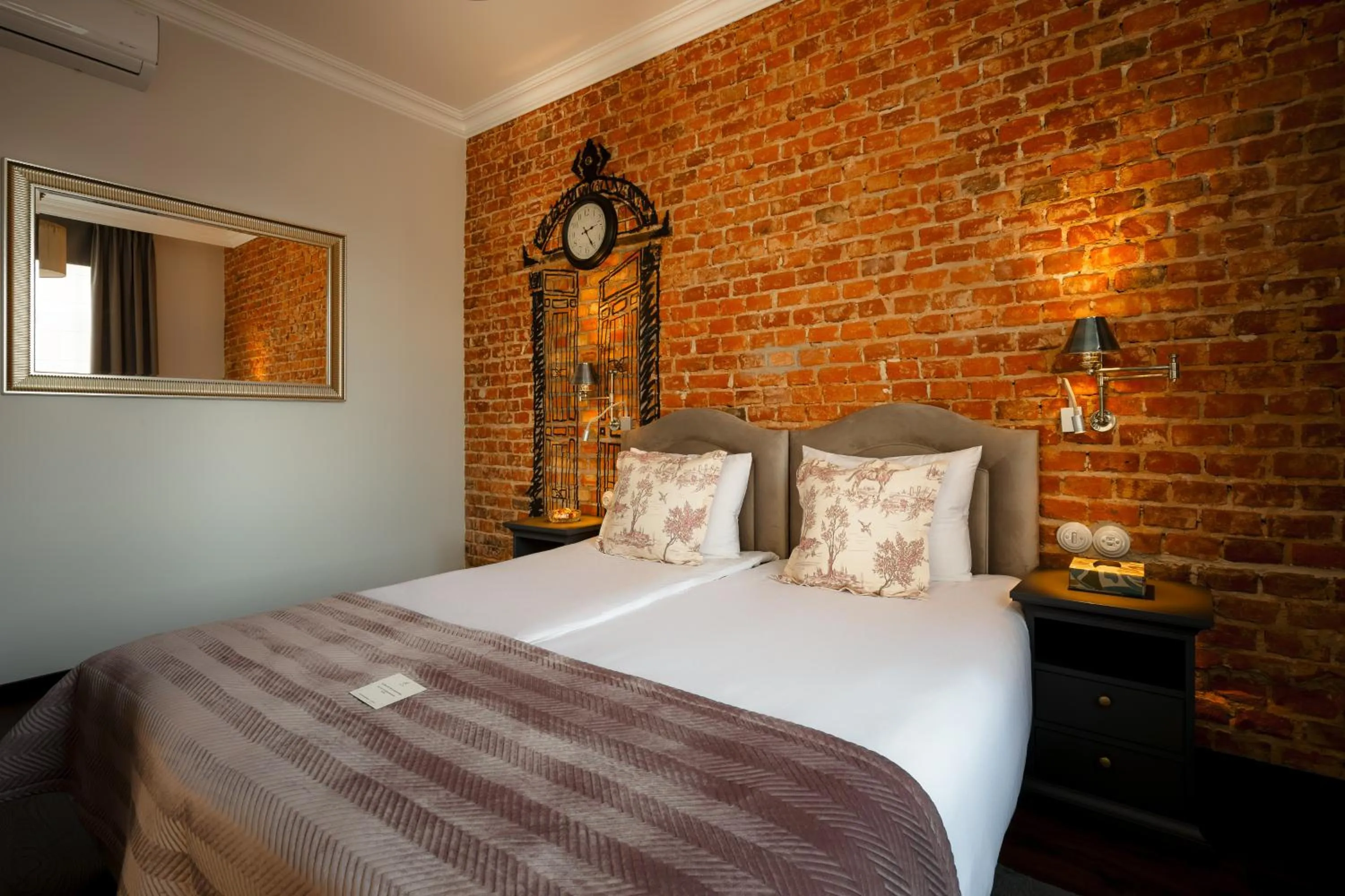 Bed in Piotrkowska 89 Residence