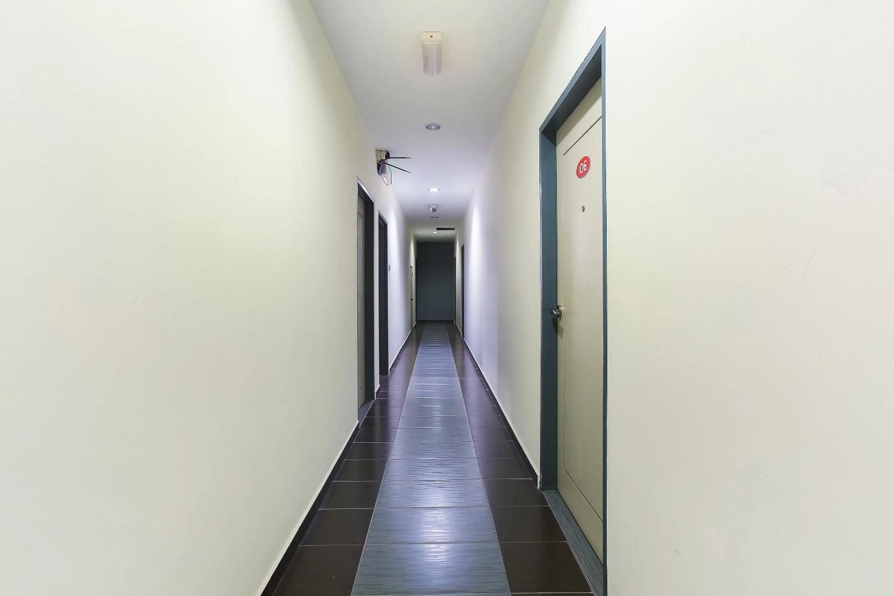 Lobby or reception in OYO 89332 De Hotel