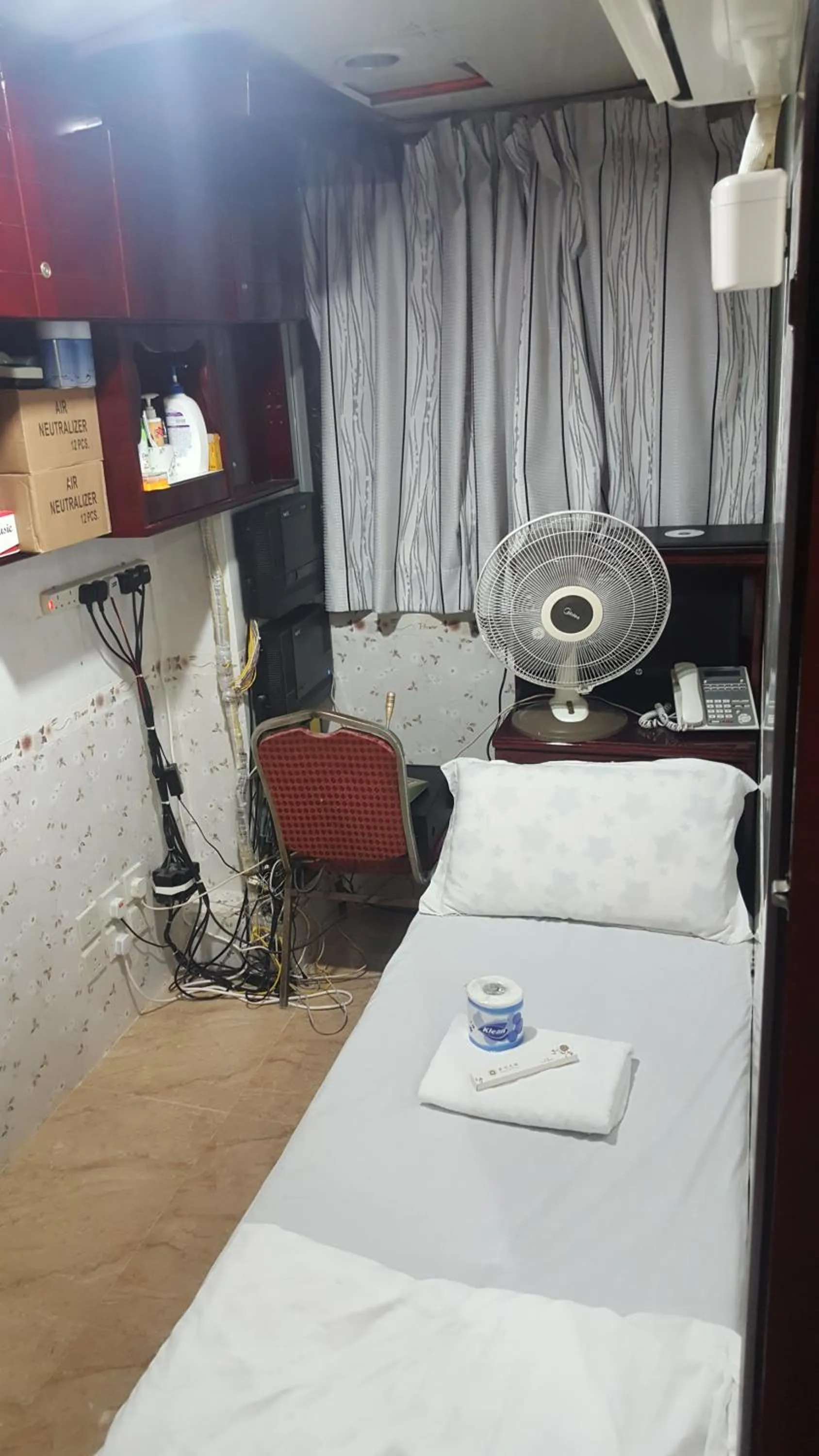 Bed in Everest Hostel