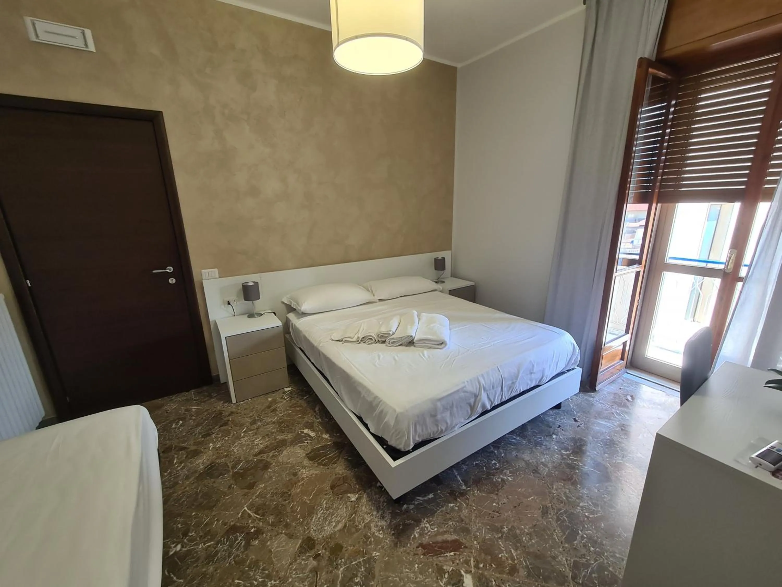 Bed in B&B dei Rota Affittacamere Mercato San Severino Salerno