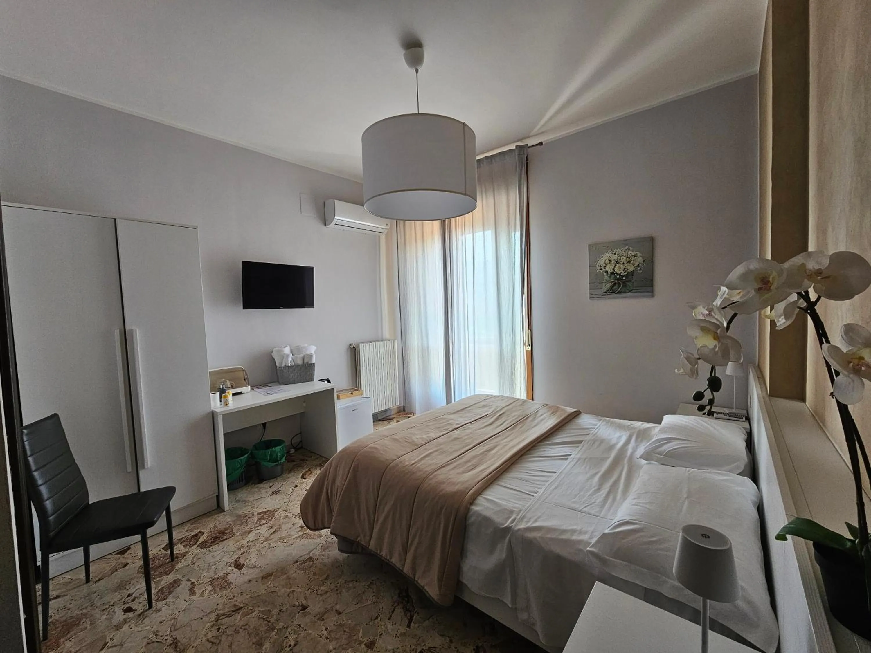 Bed in B&B dei Rota Affittacamere Mercato San Severino Salerno