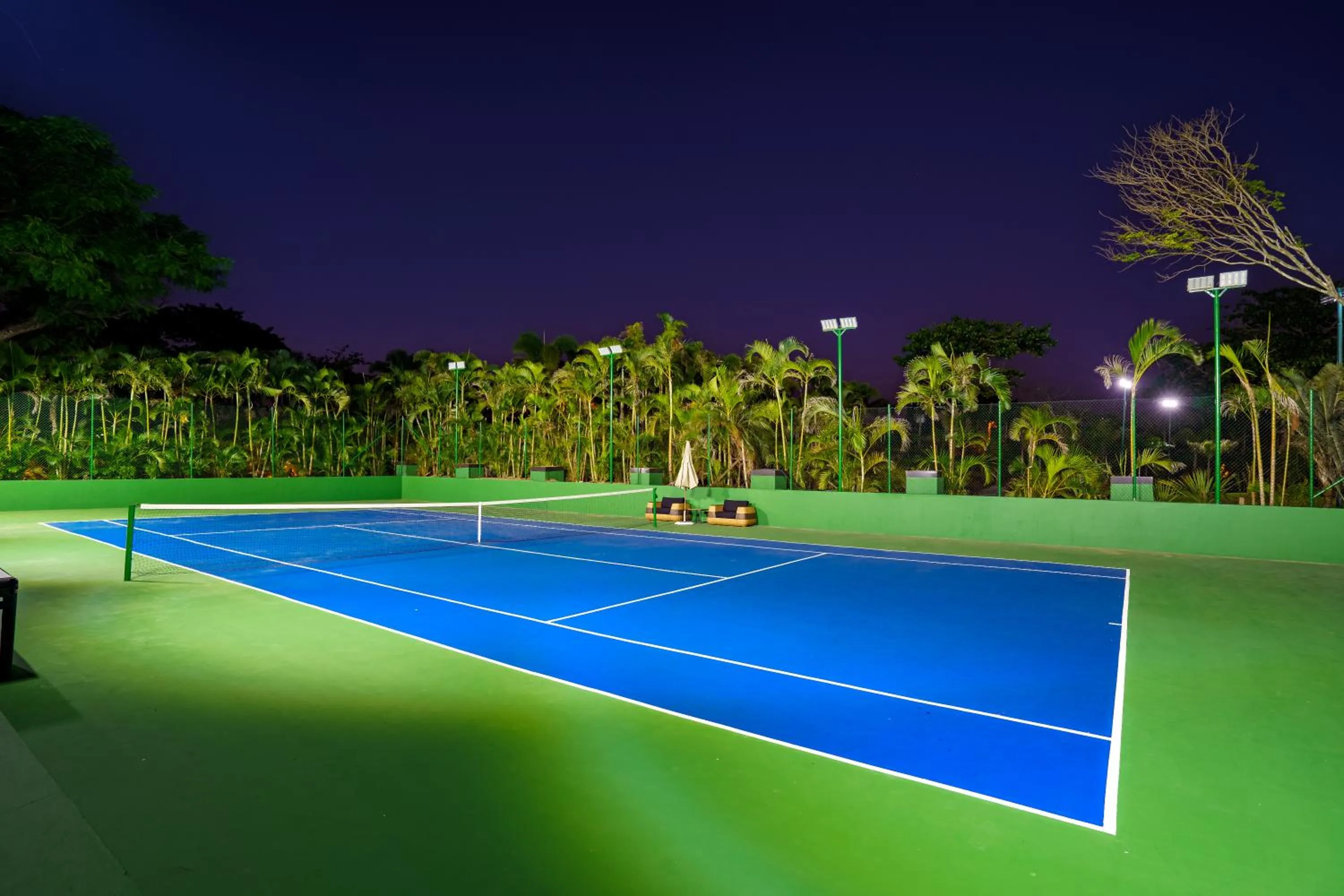 Tennis court in Zendaya Resort Beach Sport & Spa