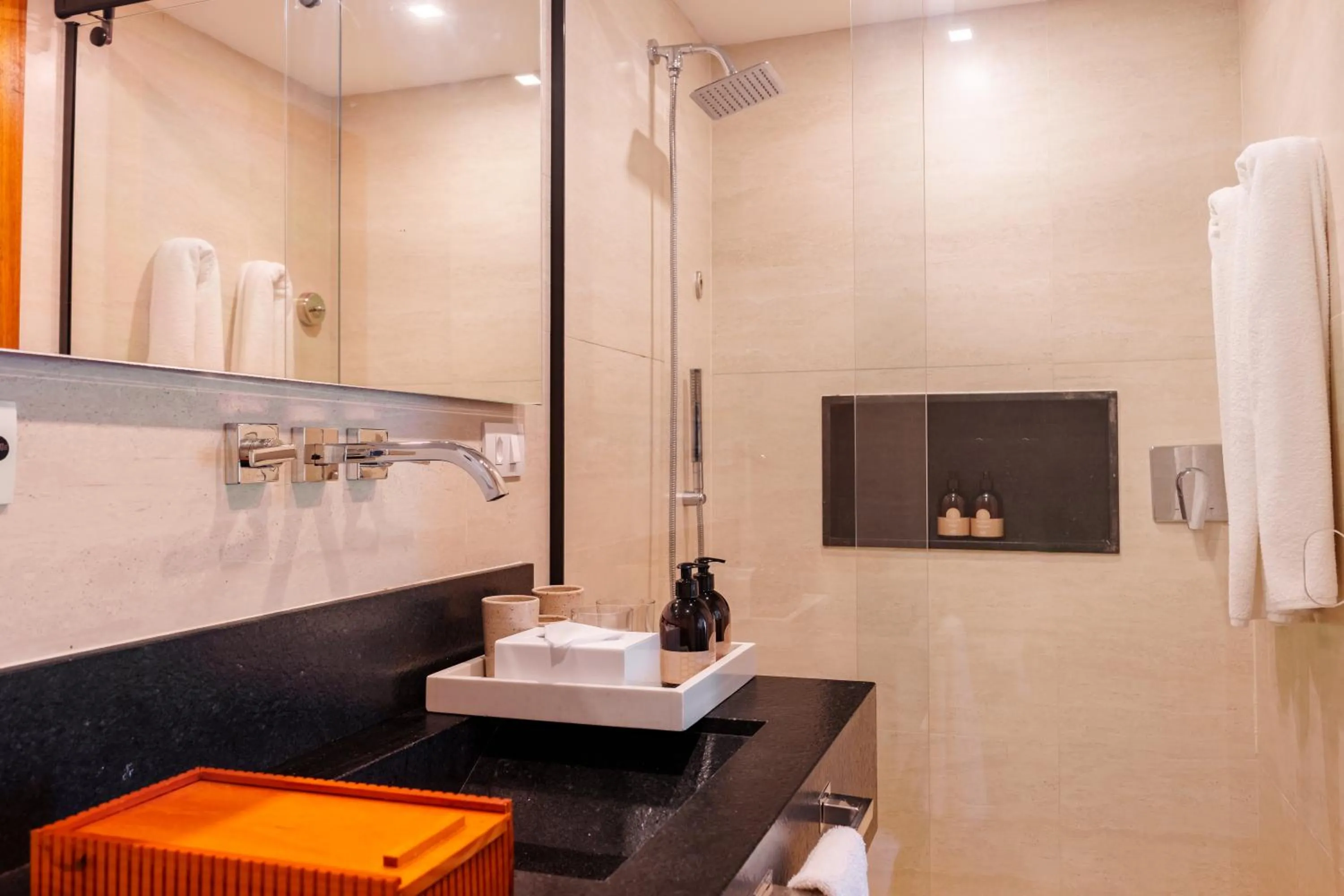 Bathroom in Zendaya Resort Beach Sport & Spa