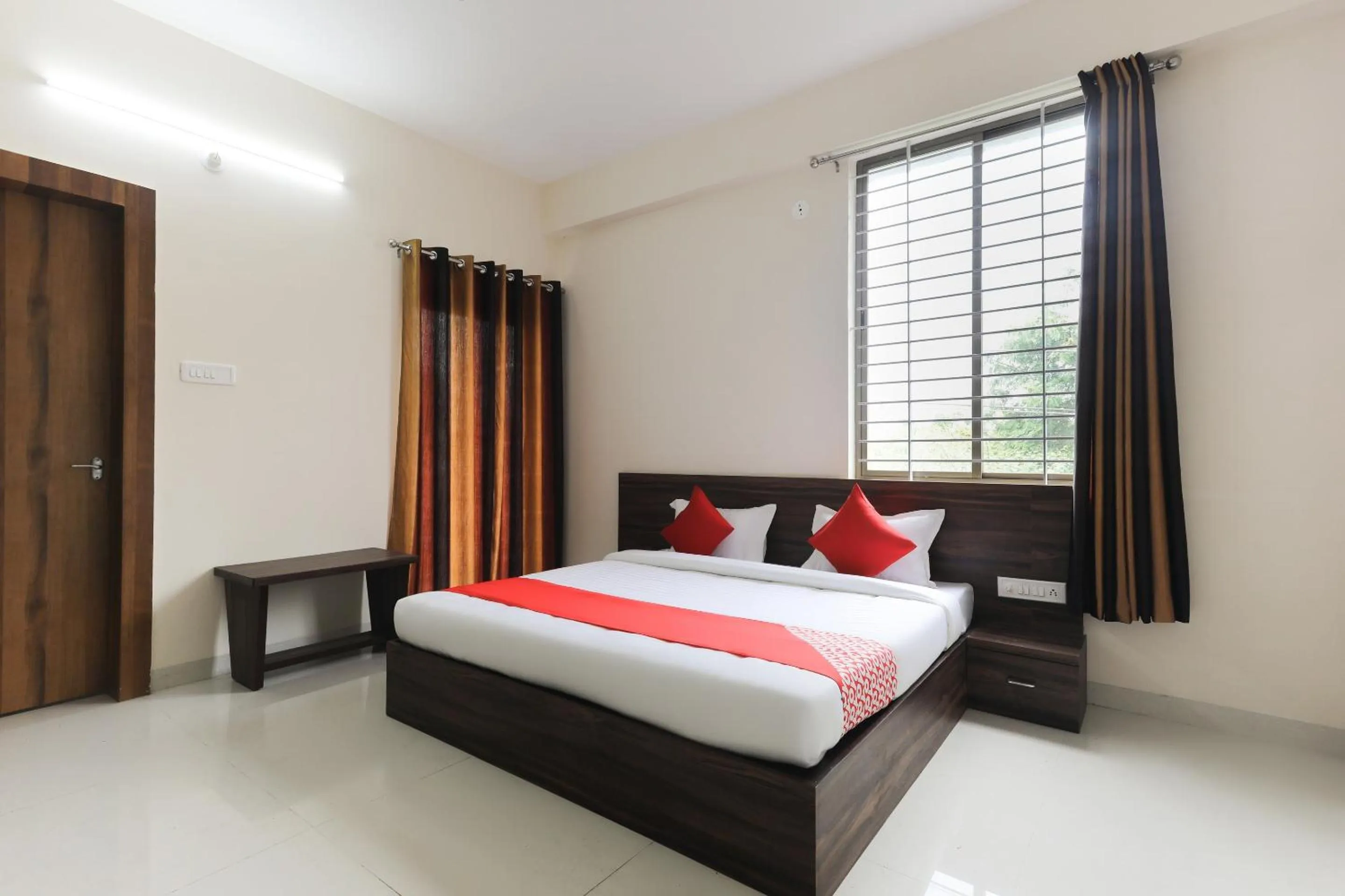 Bedroom, Bed in Hotel O La Flora