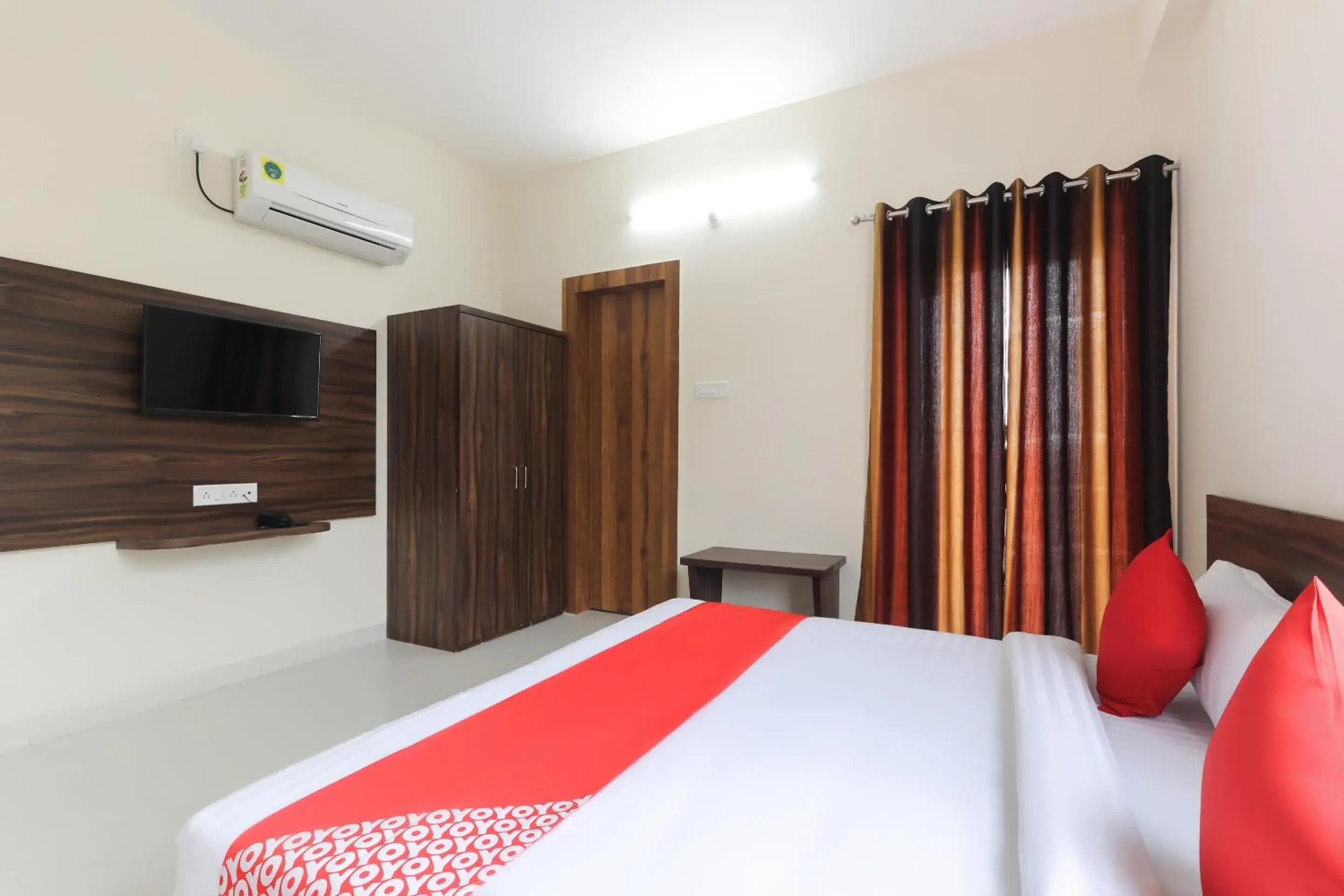 Bedroom, Bed in Hotel O La Flora Bedroom, Bed in Hotel O La Flora