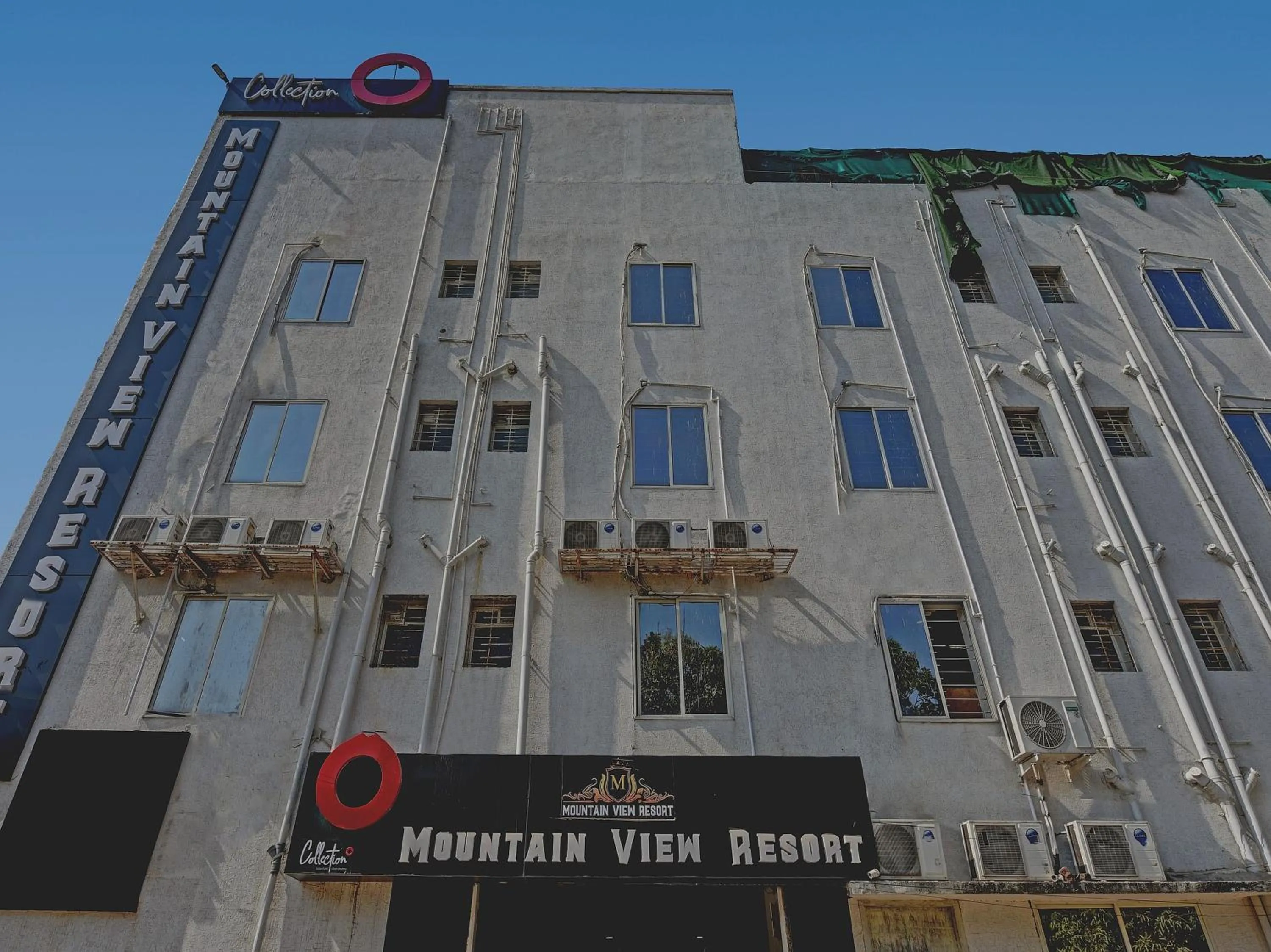 Facade/entrance in Super Collection O Mountain View Resort