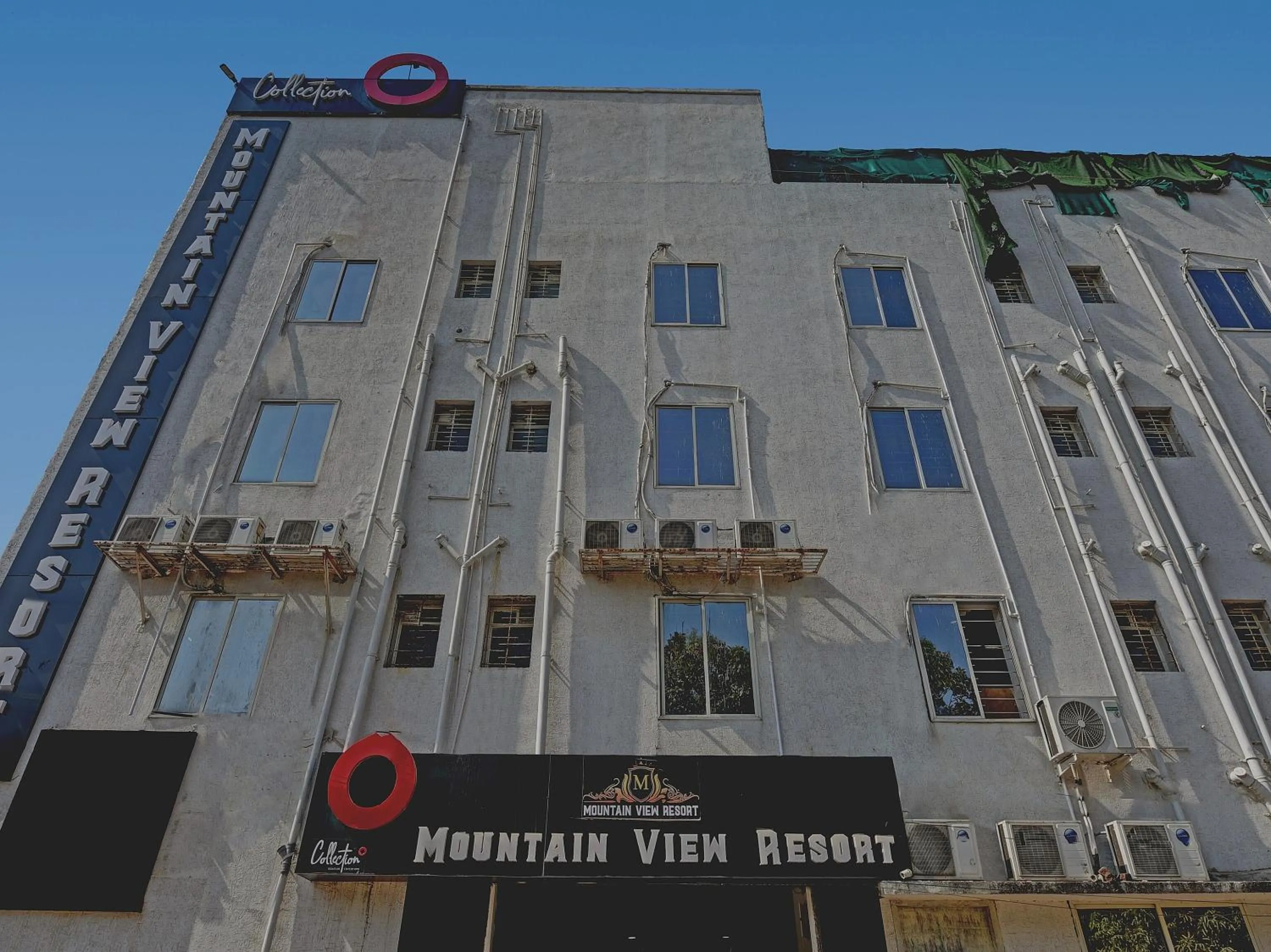 Facade/entrance in Super Collection O Mountain View Resort