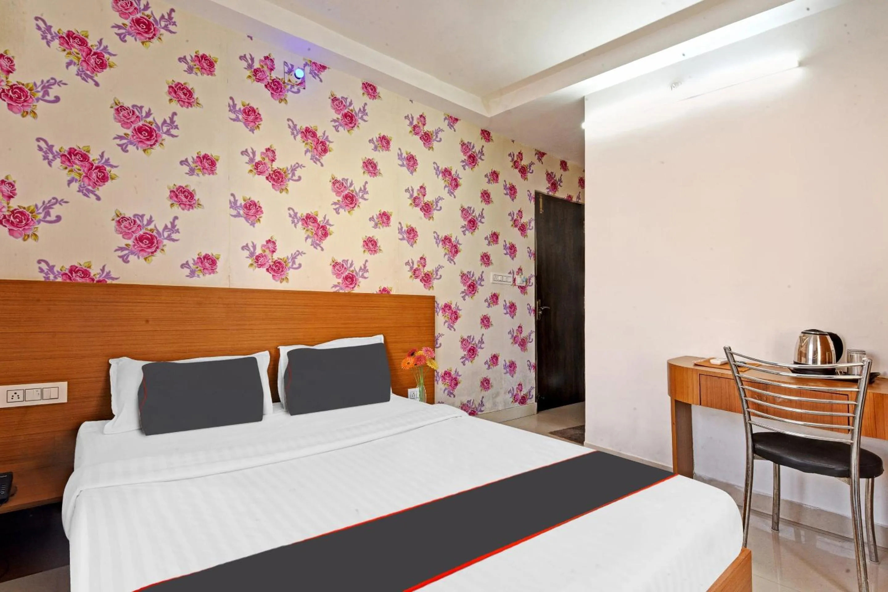 Bedroom, Bed in Super Collection O Mountain View Resort