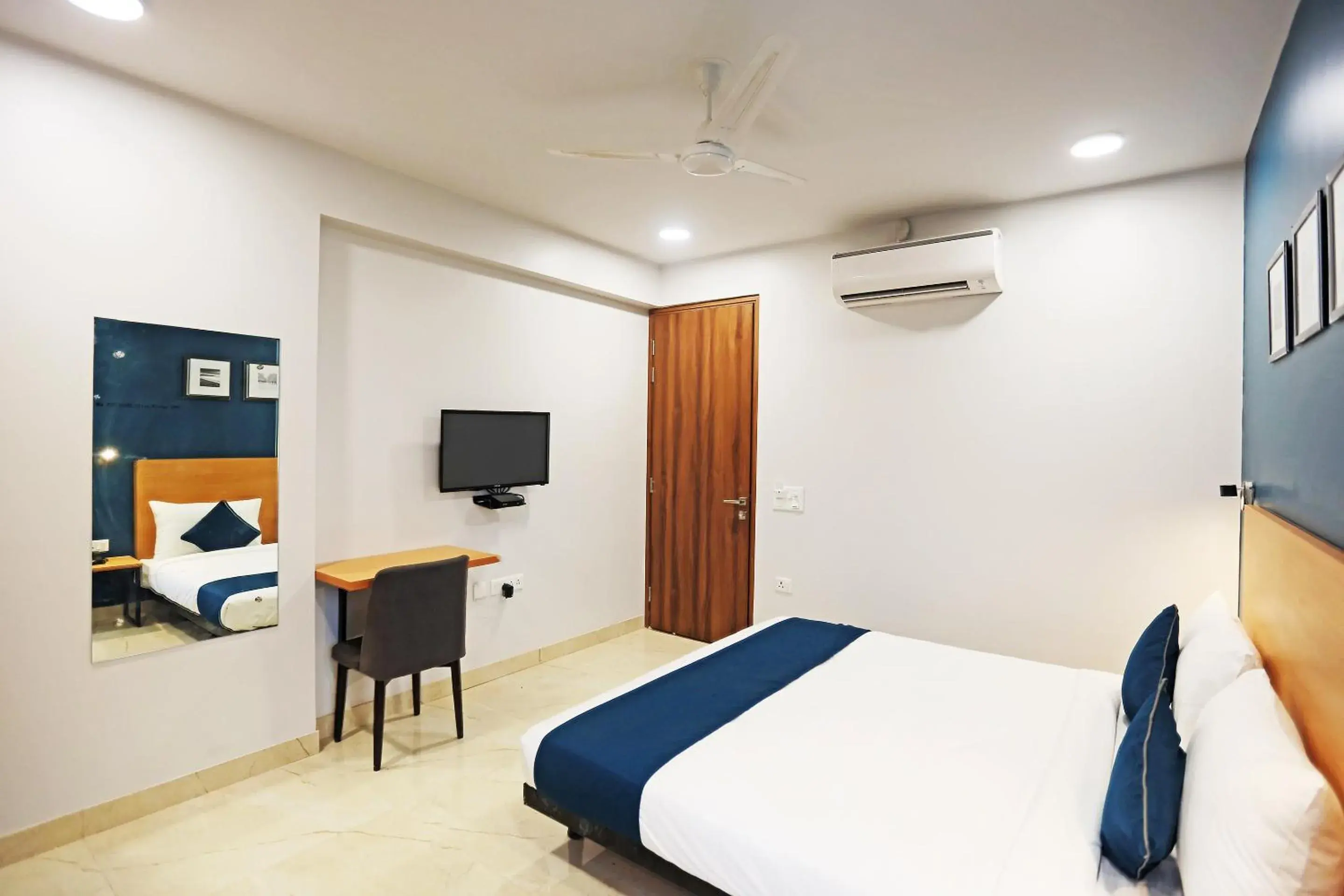 Classic Triple Room - single occupancy in Hotel O Moody Moon Blue Classic Triple Room - single occupancy in Hotel O Moody Moon Blue