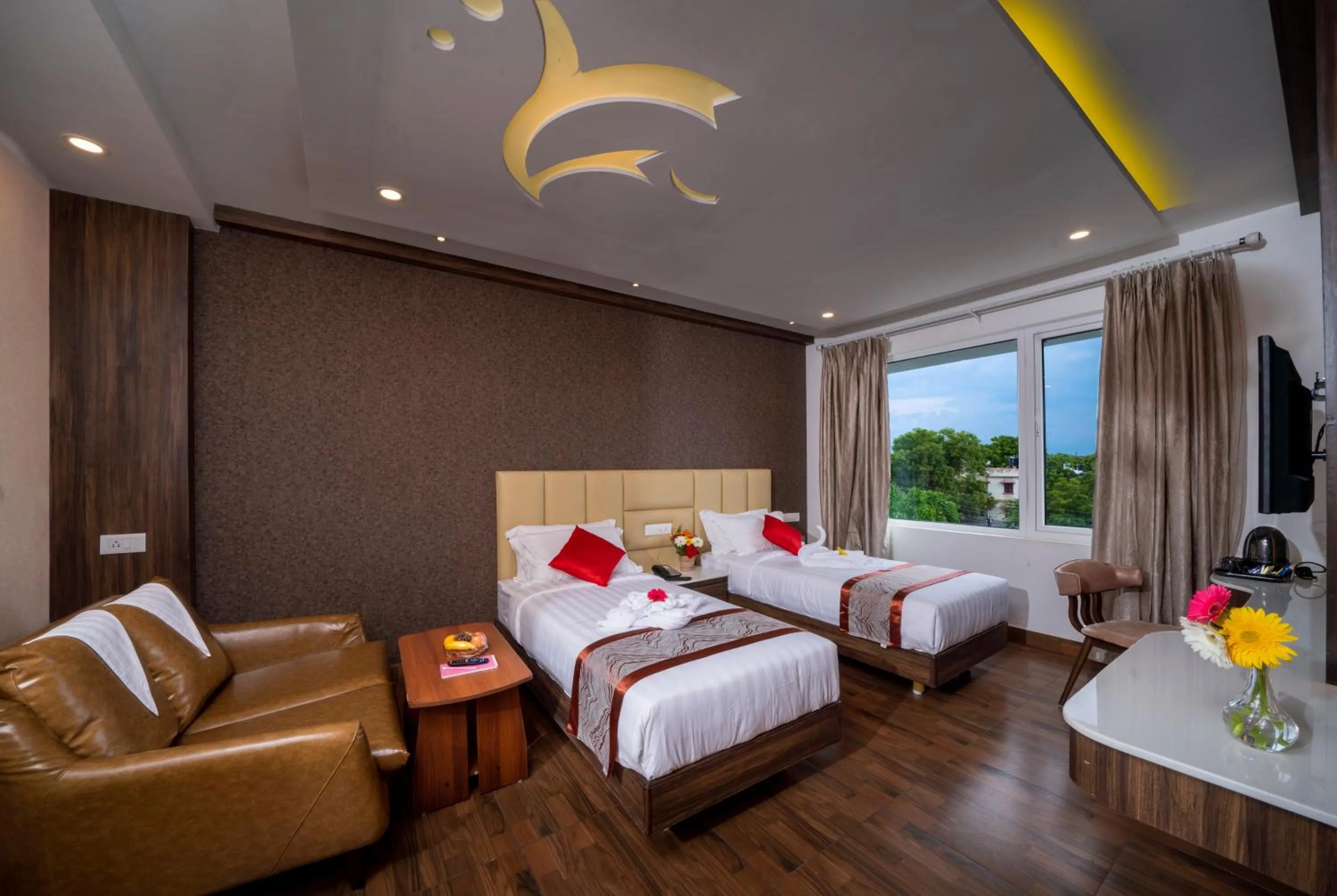 Photo of the whole room, Bed in CR Grande