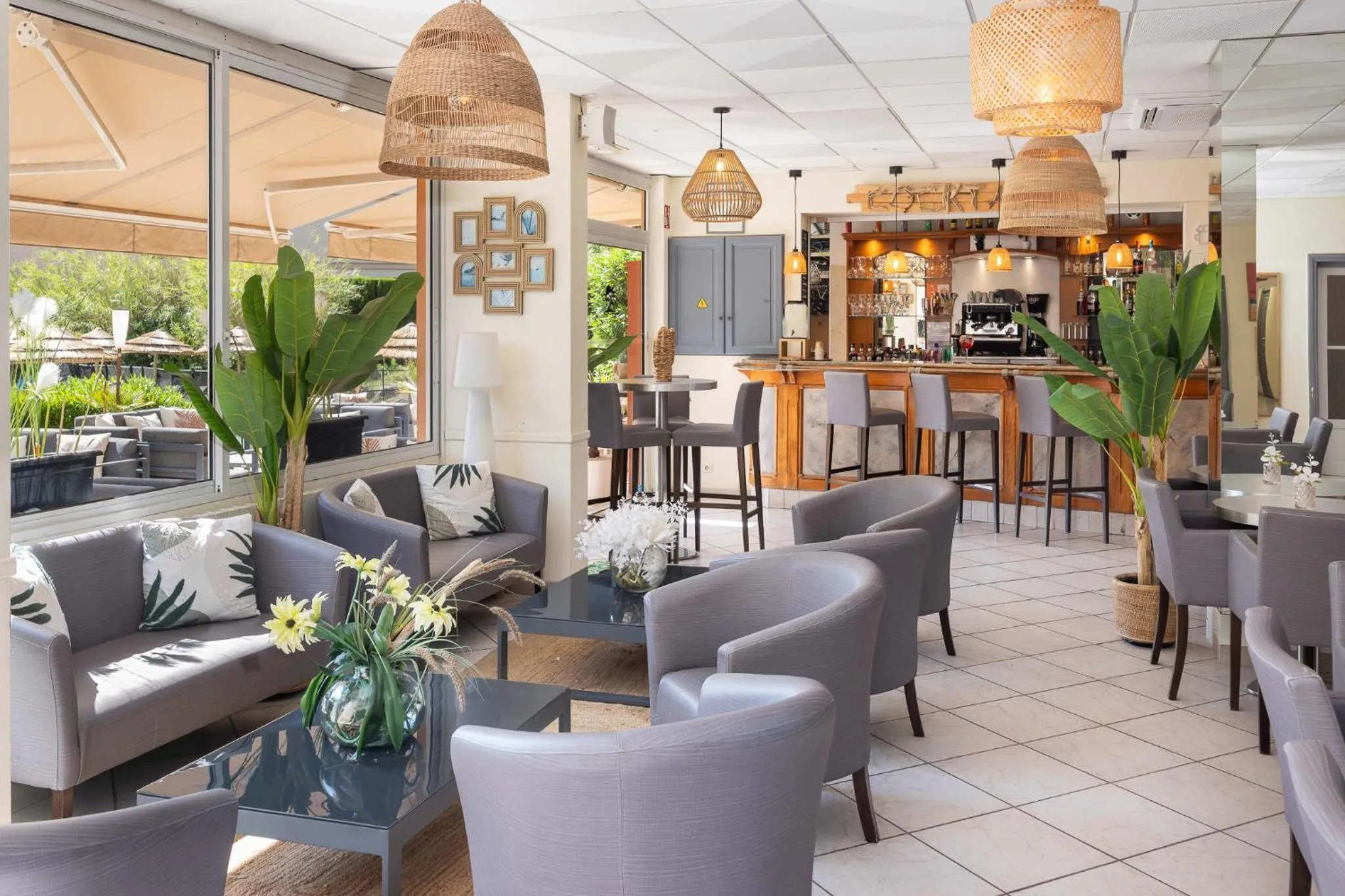 Lounge or bar in Hotel Club Le Capet