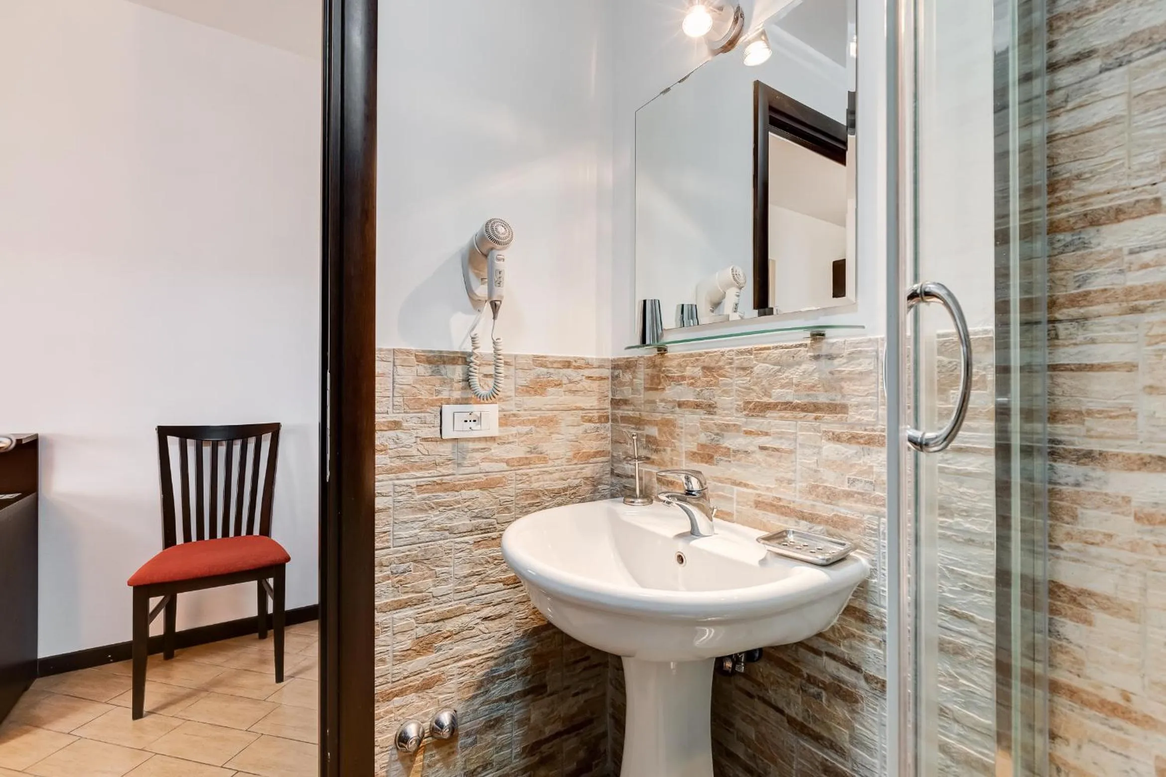 Bathroom in Dreams Of Rome