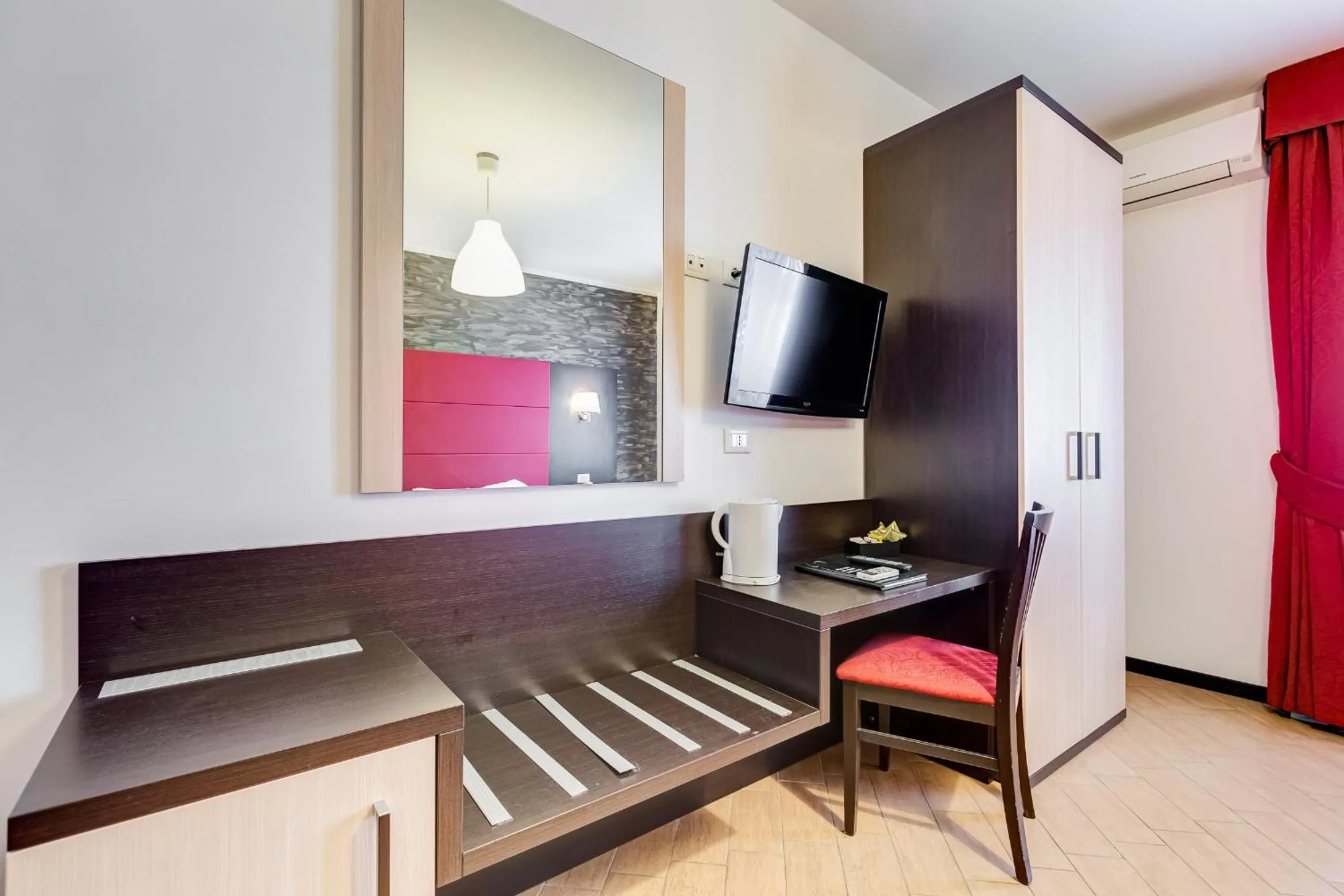 TV and multimedia in Dreams Of Rome