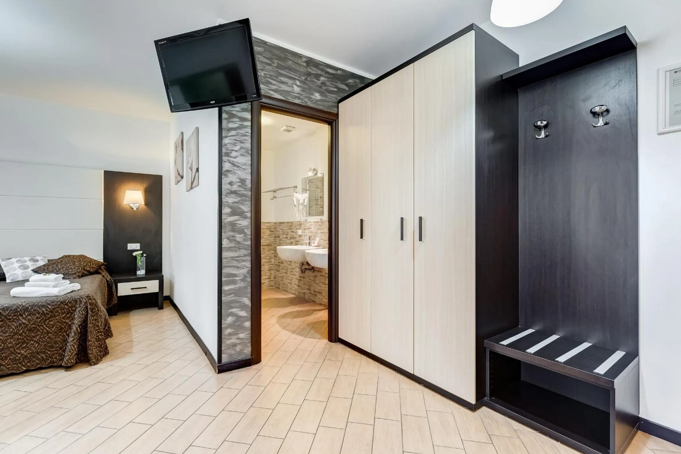 Bathroom in Dreams Of Rome