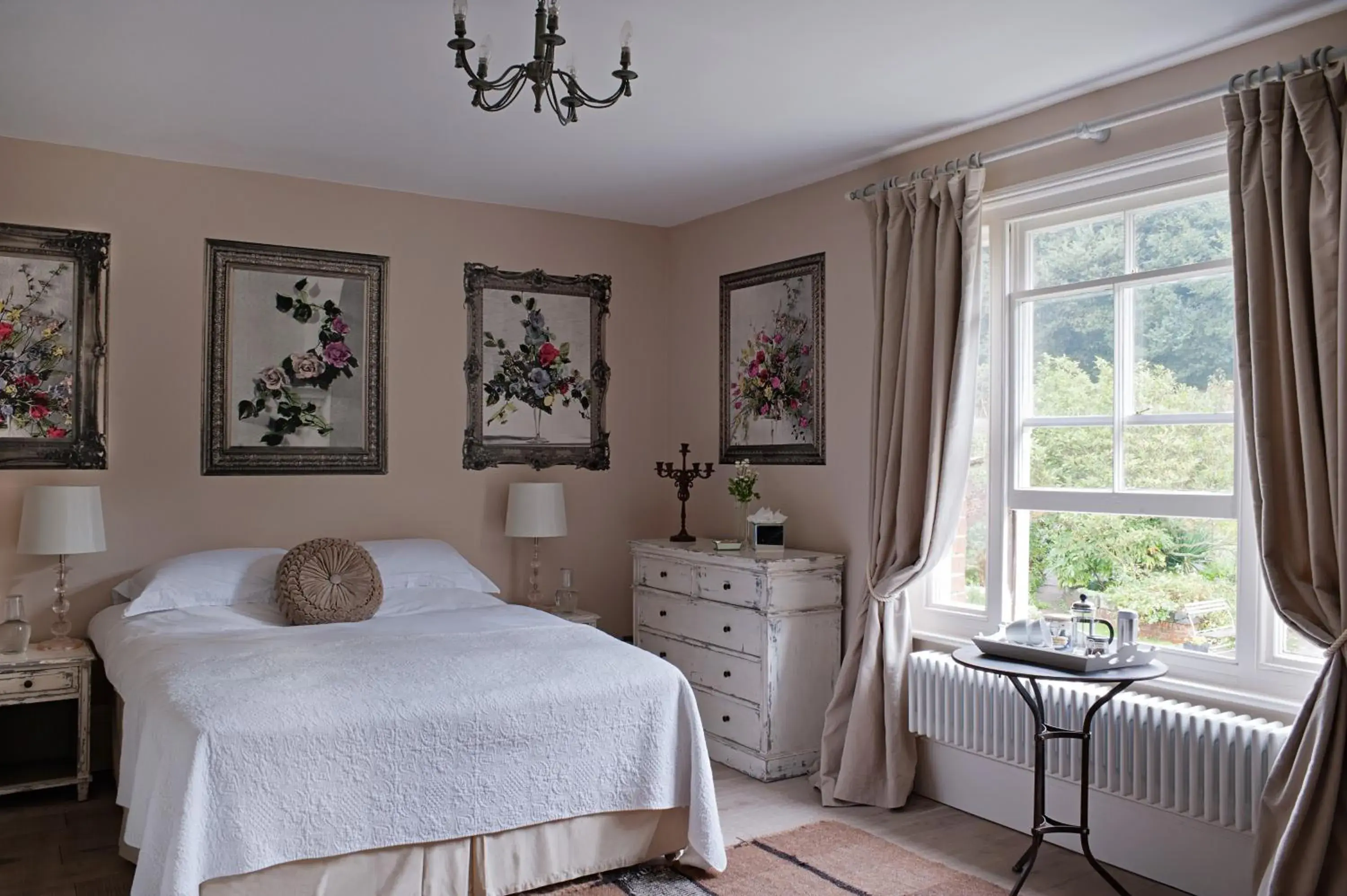 Luxury Double Room with Garden View - Second Floor in The Old Rectory Luxury Double Room with Garden View - Second Floor in The Old Rectory