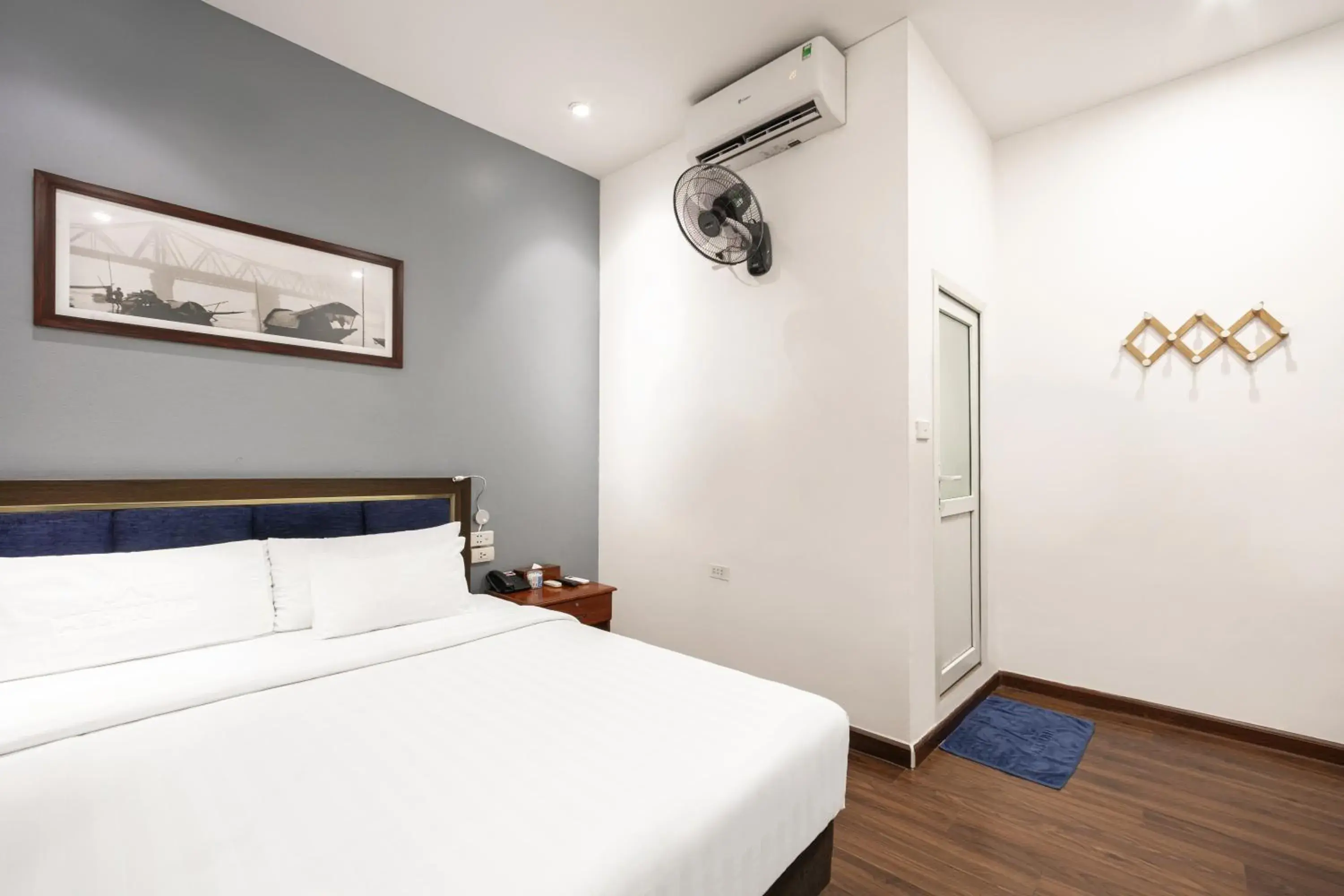 Bedroom, Bed in A25 Hotel - 12 Liên Trì Bedroom, Bed in A25 Hotel - 12 Liên Trì