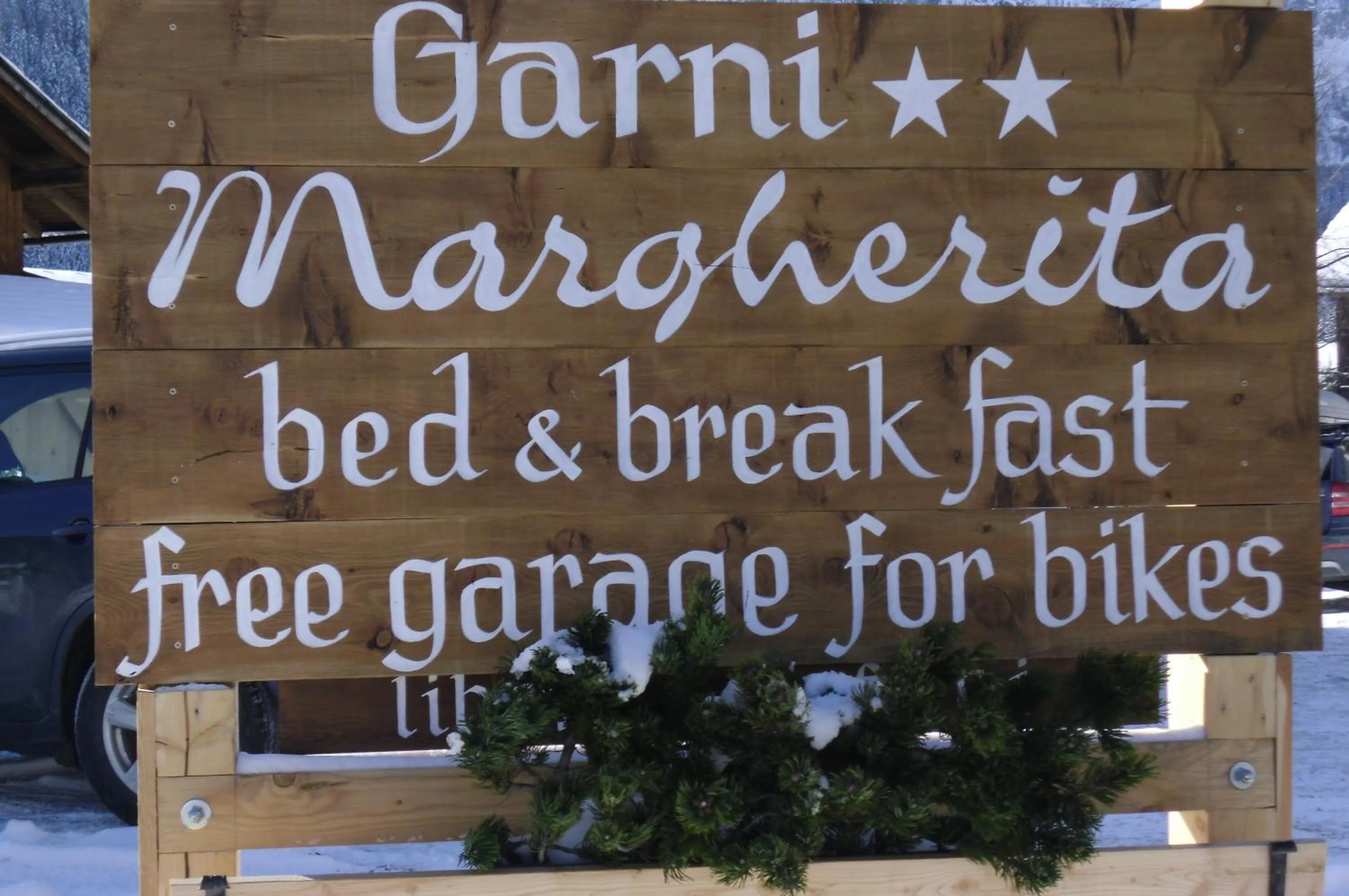 Logo/Certificate/Sign in Garni Margherita