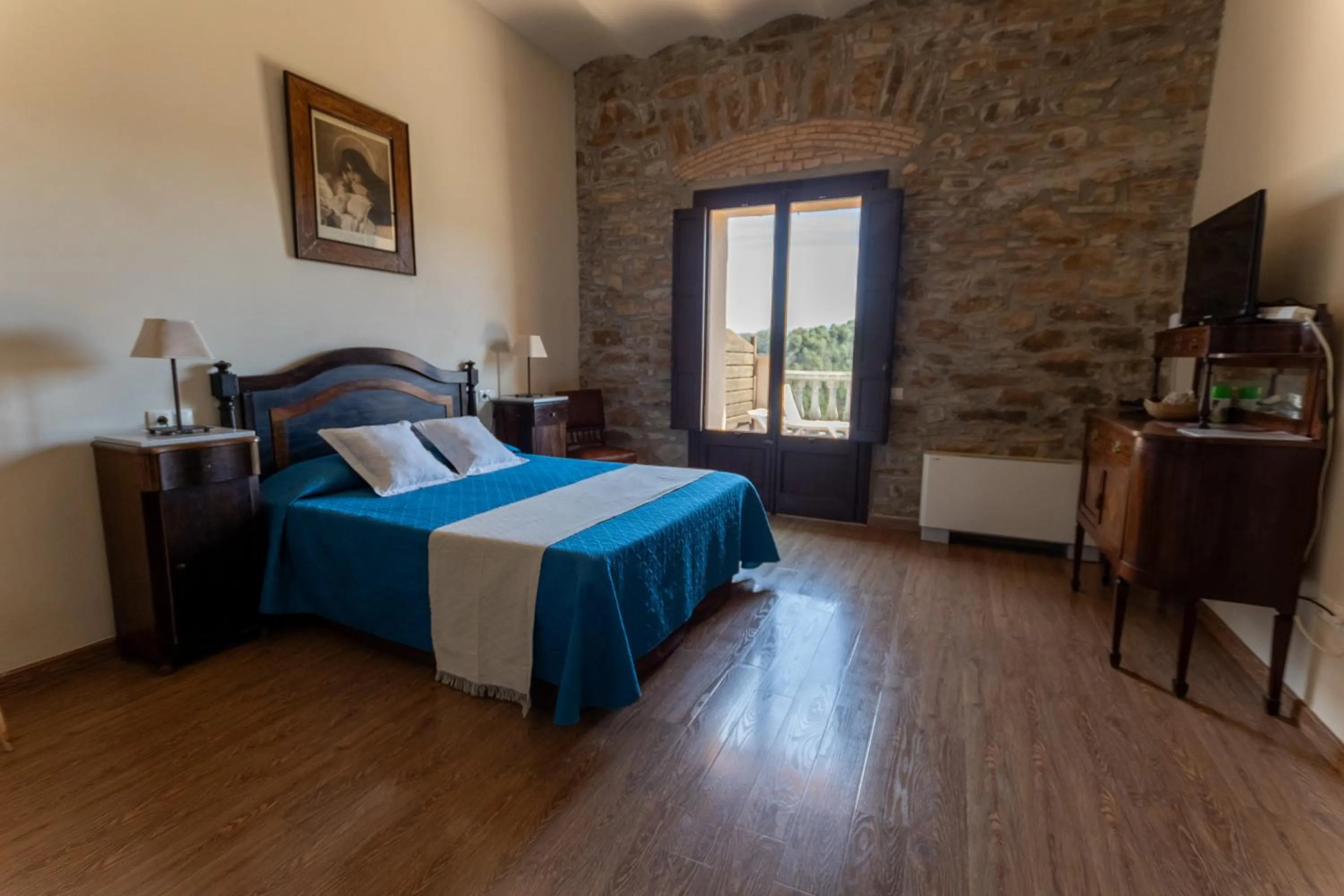 Photo of the whole room, Bed in La Torre del Vilar