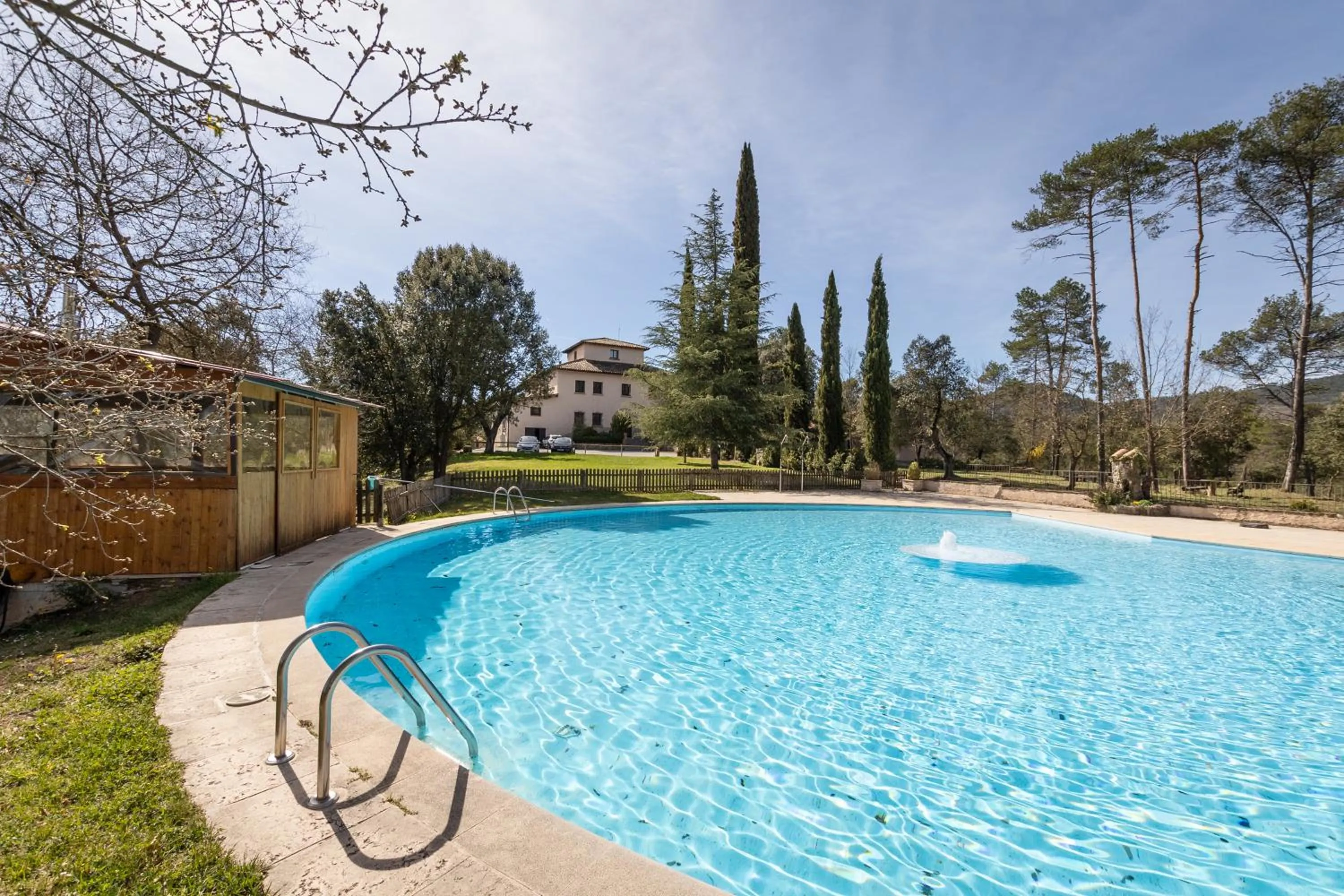 Garden view in La Torre del Vilar