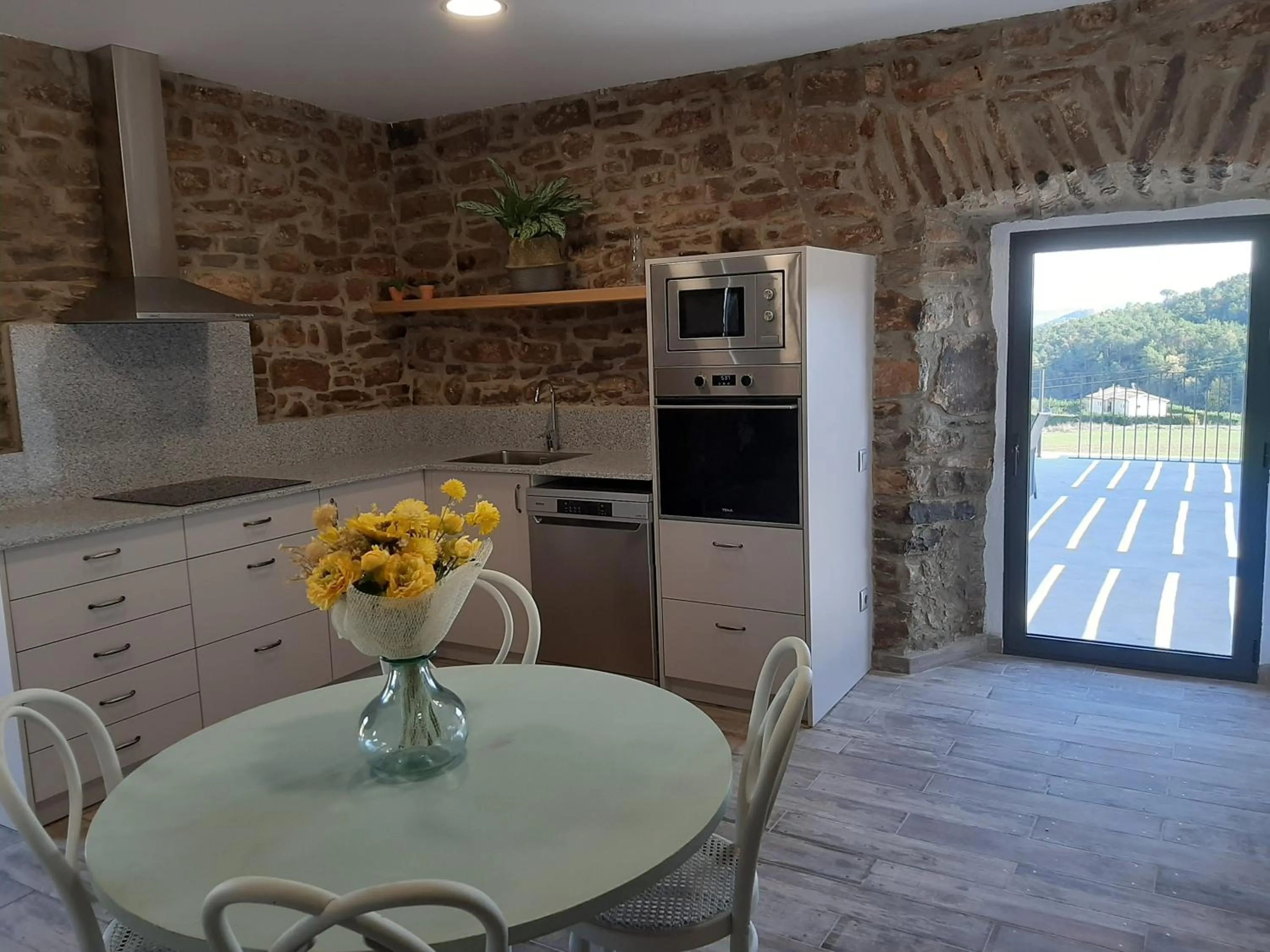 Kitchen or kitchenette in La Torre del Vilar
