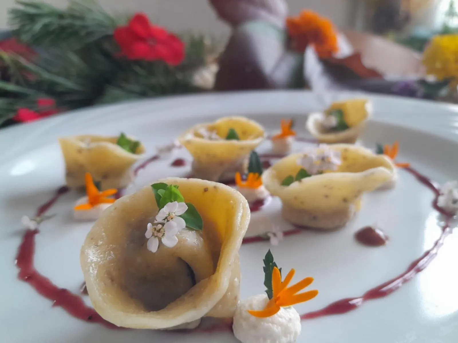 Food and drinks in Hotel Aurora