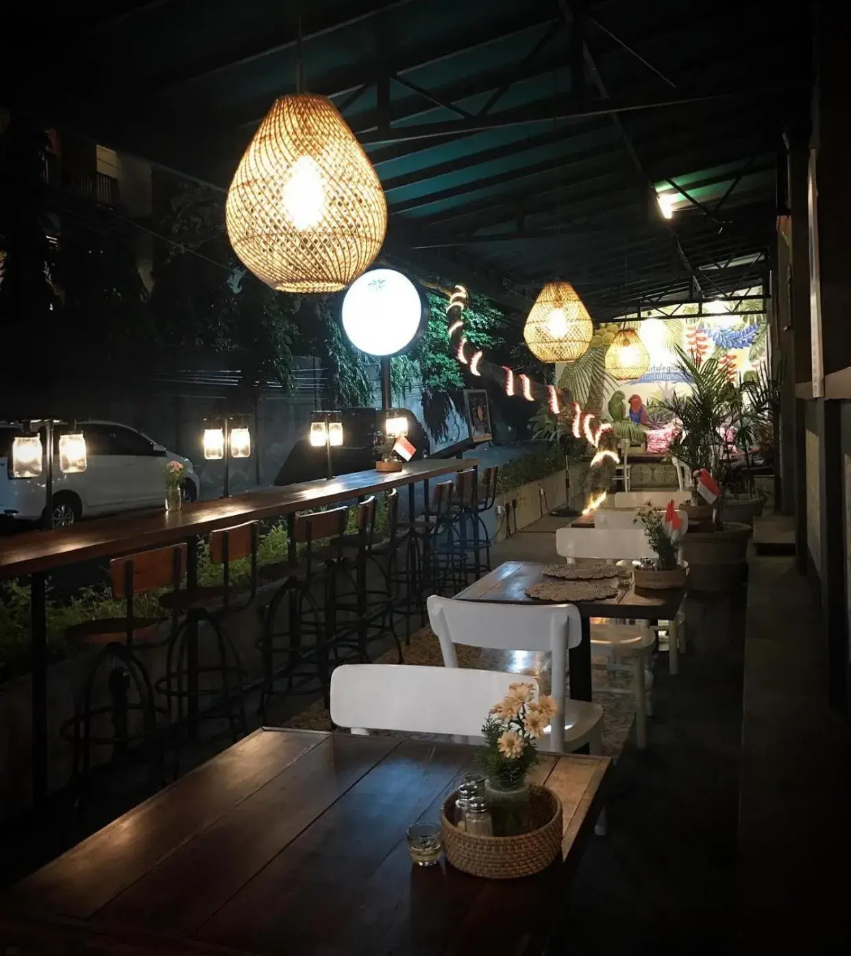 Restaurant/places to eat in Three Brothers Bali Legian Bungalows & Villas Restaurant/places to eat in Three Brothers Bali Legian Bungalows & Villas