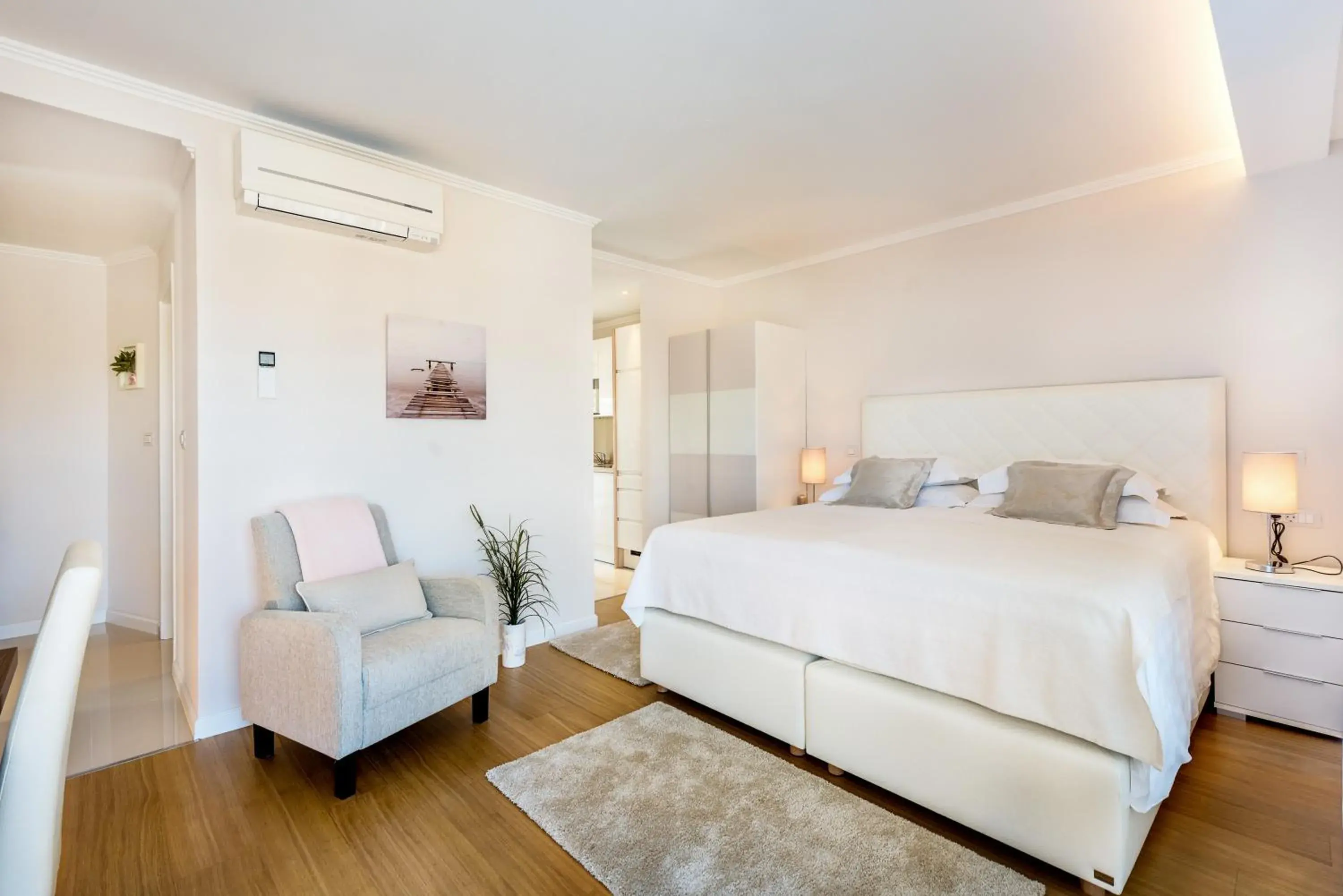 Superior Studio in Madison Luxury Apartments & Rooms Superior Studio in Madison Luxury Apartments & Rooms