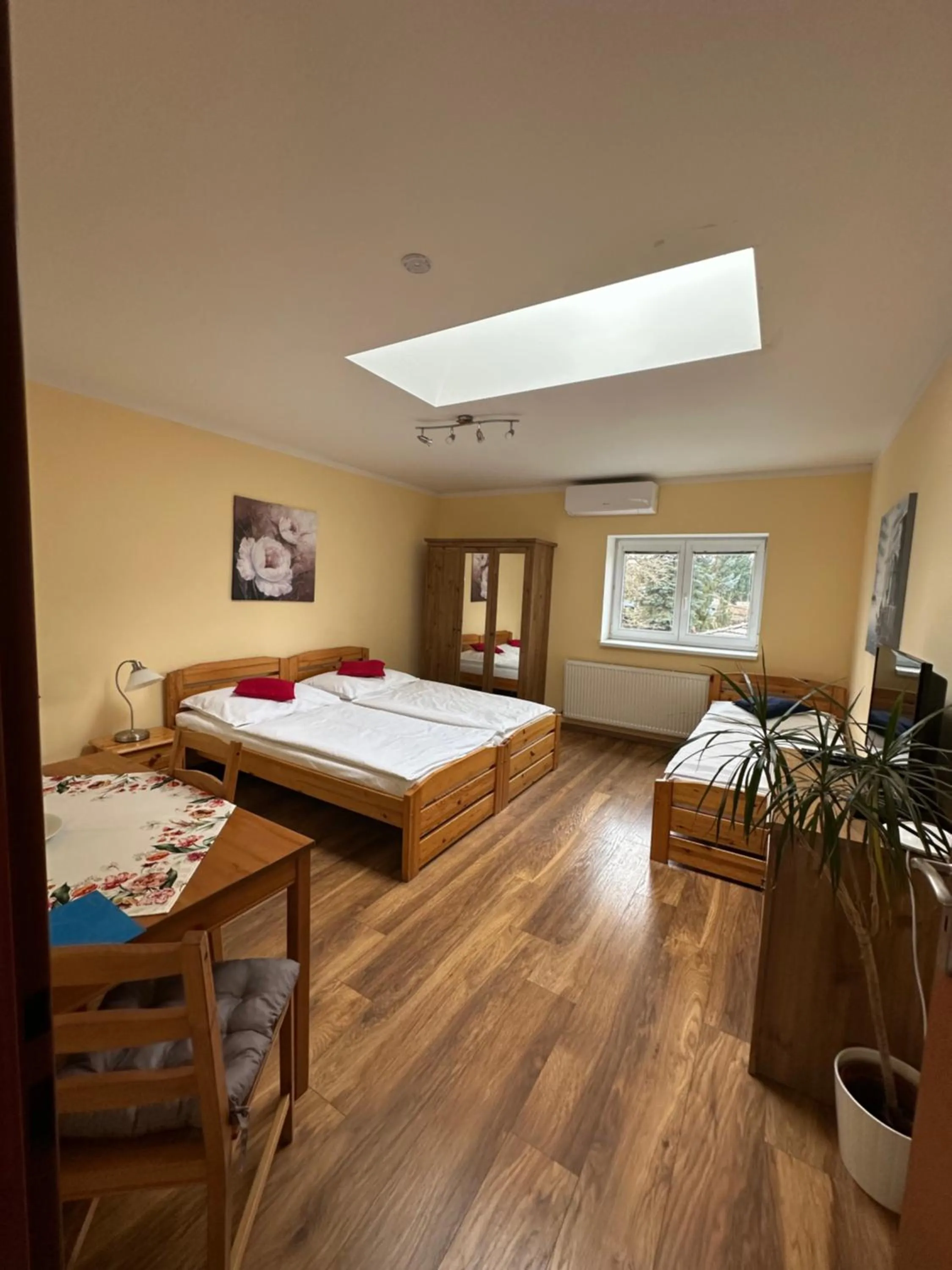 Bed in Penzion 4 Dvory