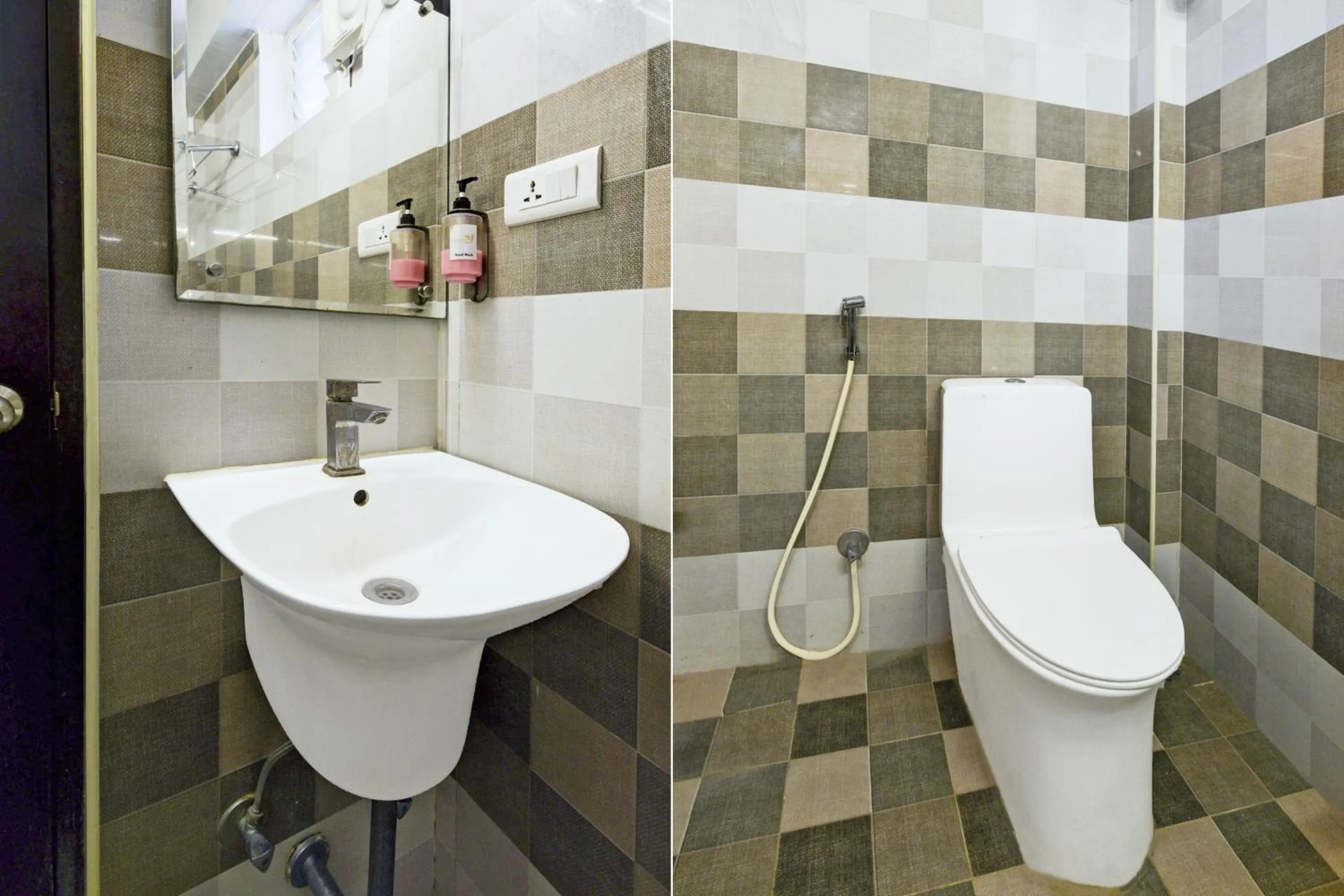 Bathroom in Super Townhouse Hi Tech City Hyderabad