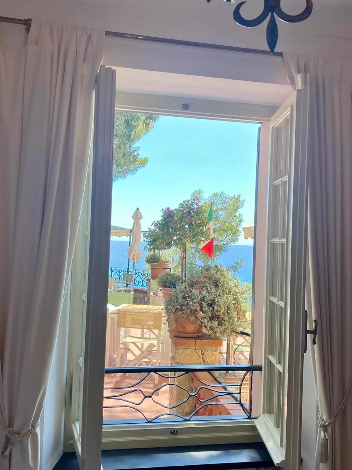 Hotel Punta Est
