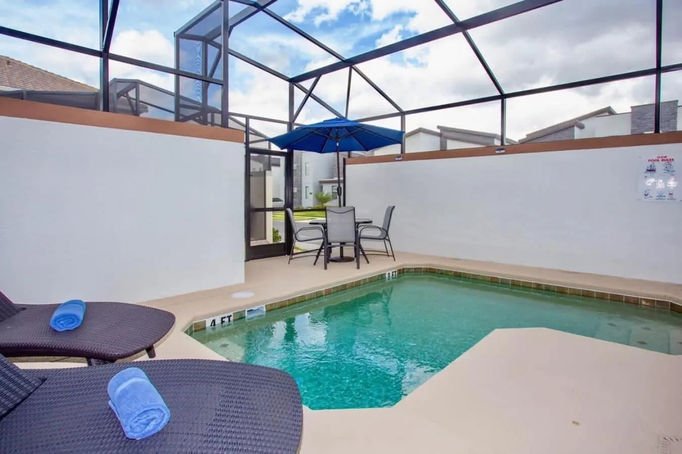 Wonderful 5 Bedroom w/ Pool Close to Disney 4801