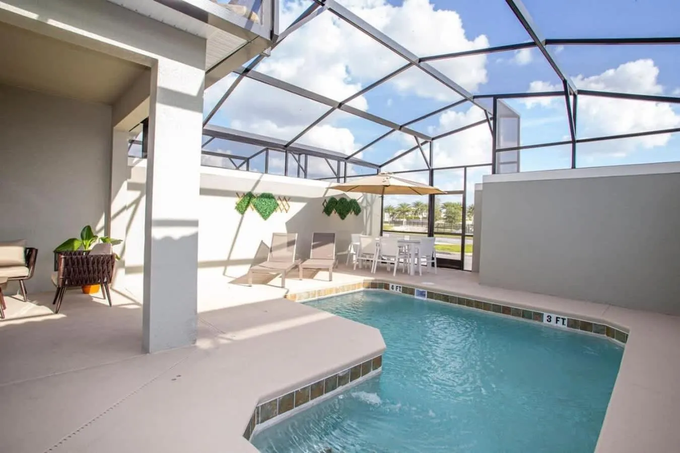 Gorgeous 4 Bedroom w/ Pool Close to Disney 4836