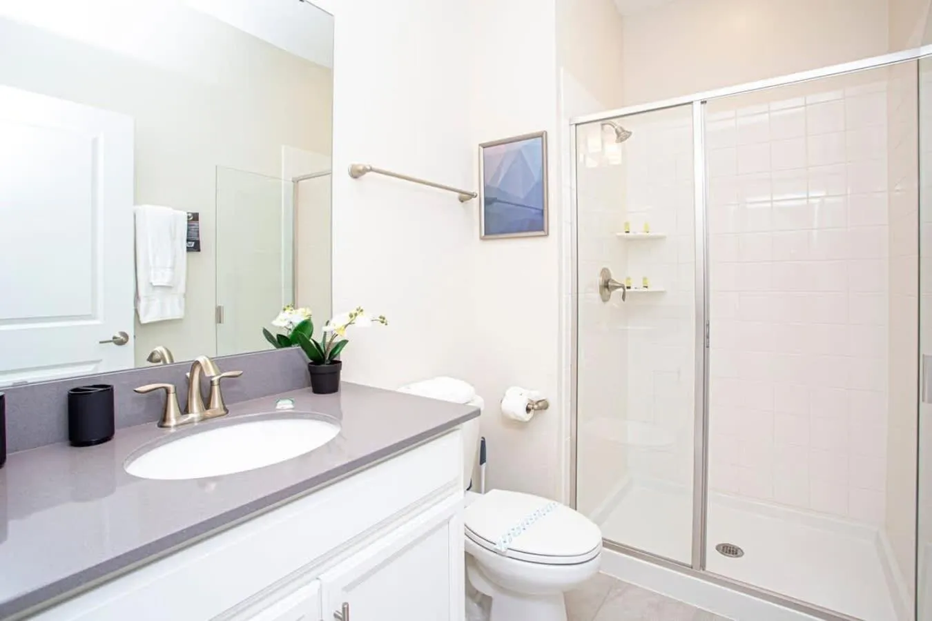 Gorgeous 4 Bedroom w/ Pool Close to Disney 4836