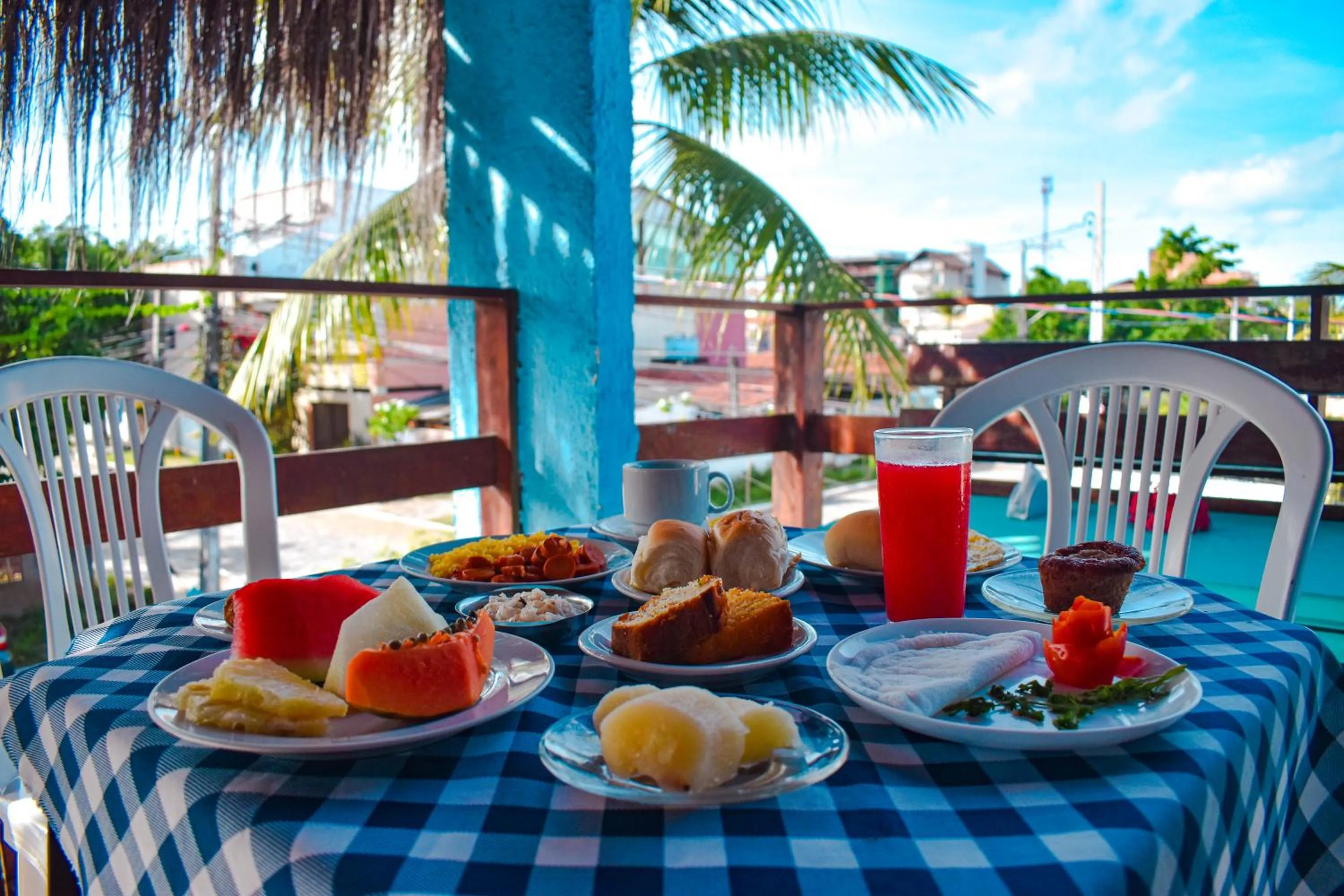 Continental breakfast in Pousada Casa Nui - Porto de Galinhas by Concavus