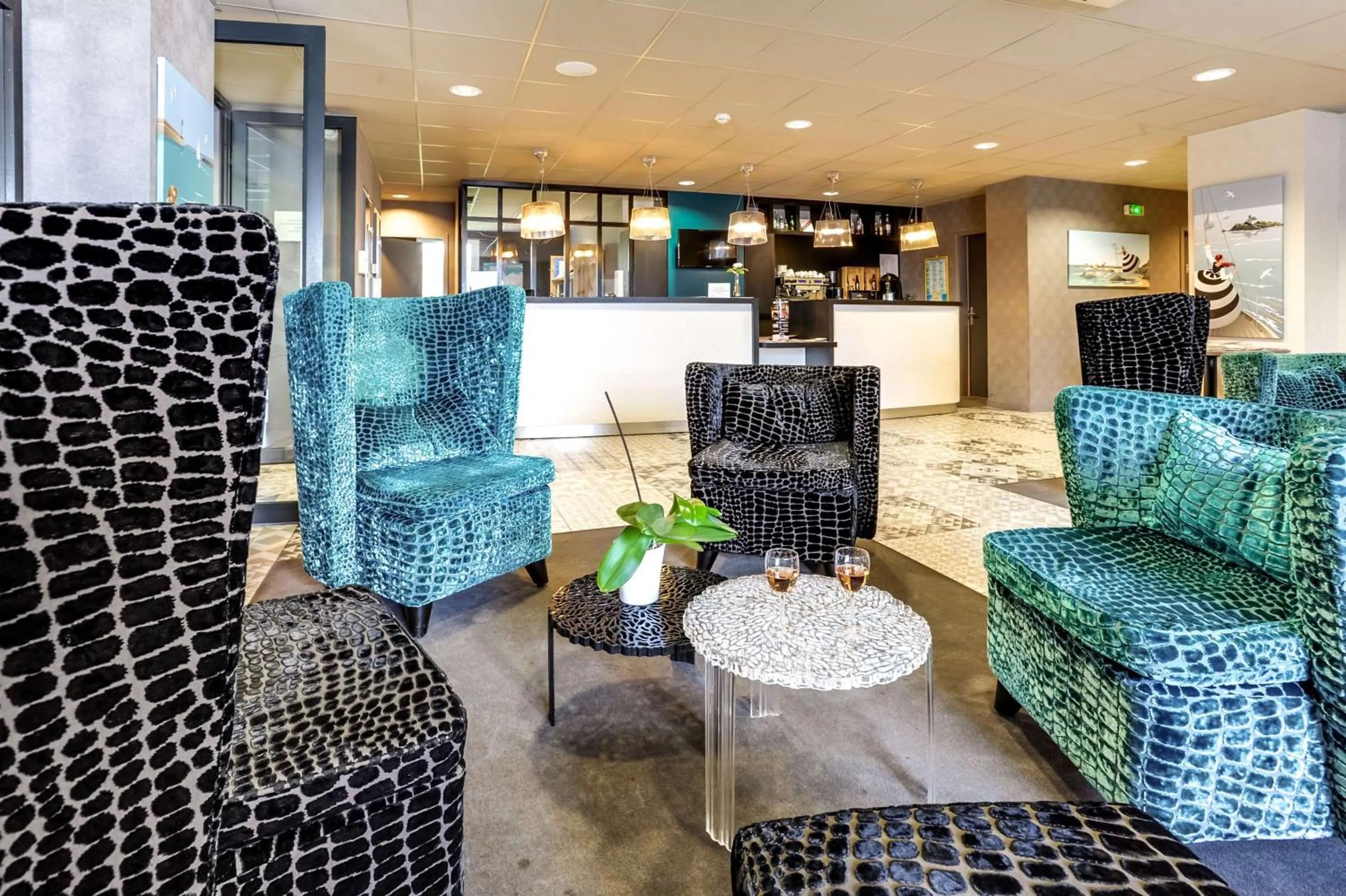 Lobby or reception in Brit Hotel Le Galion & Spa